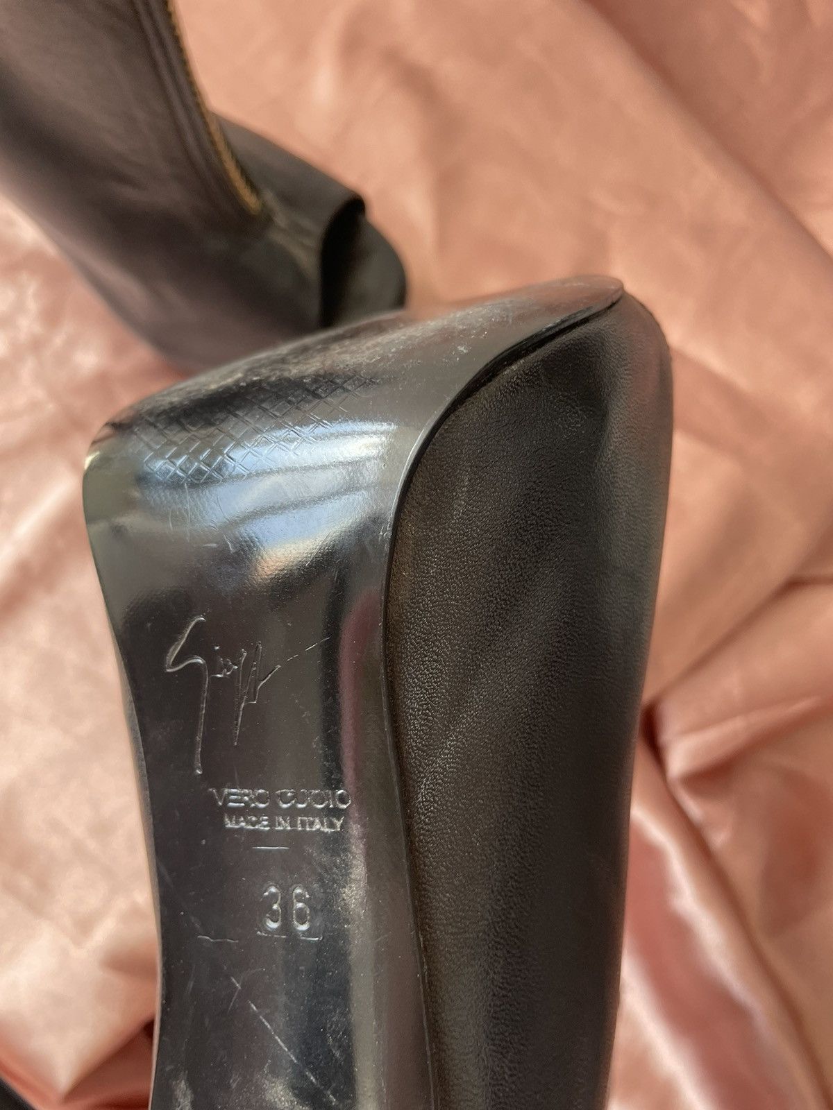 Giuseppe Zanotti Giuseppe Zanotti boots Size US 6 / IT 36 - 19 Thumbnail