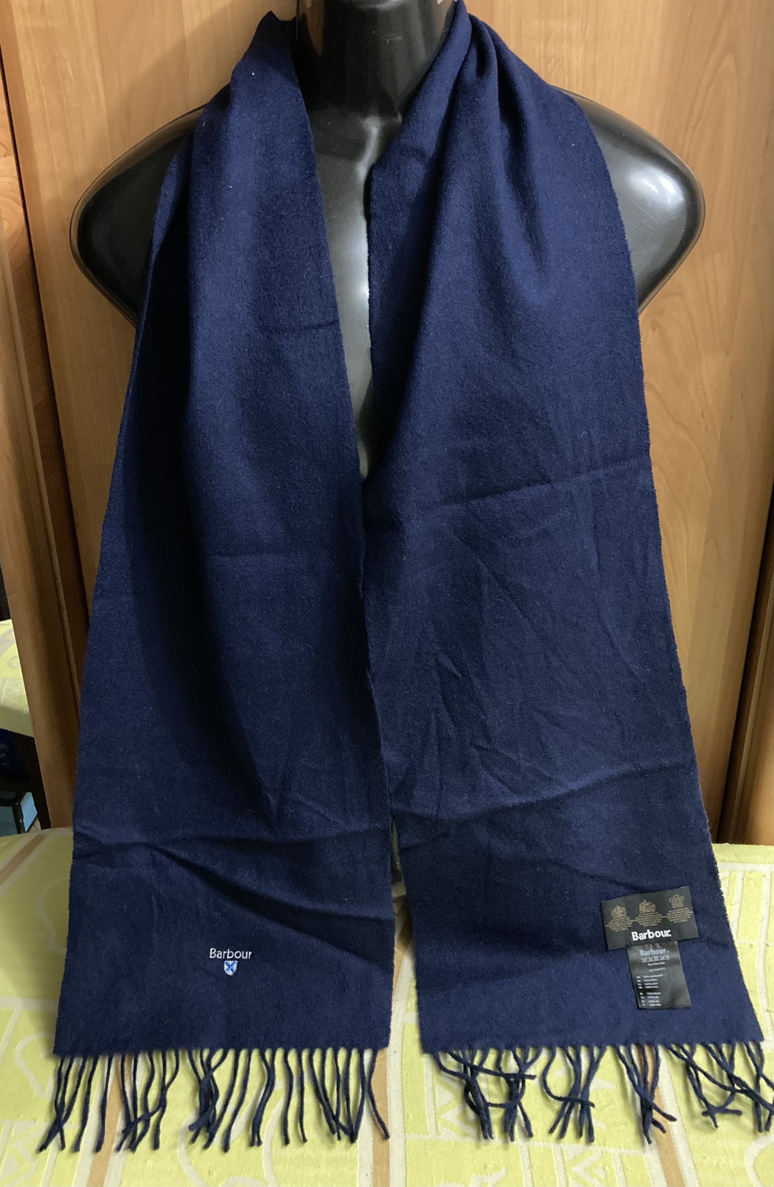 Barbour Barbour Classic Scarf Navy Blue 100% Wool Fringe Size ONE SIZE - 4 Thumbnail