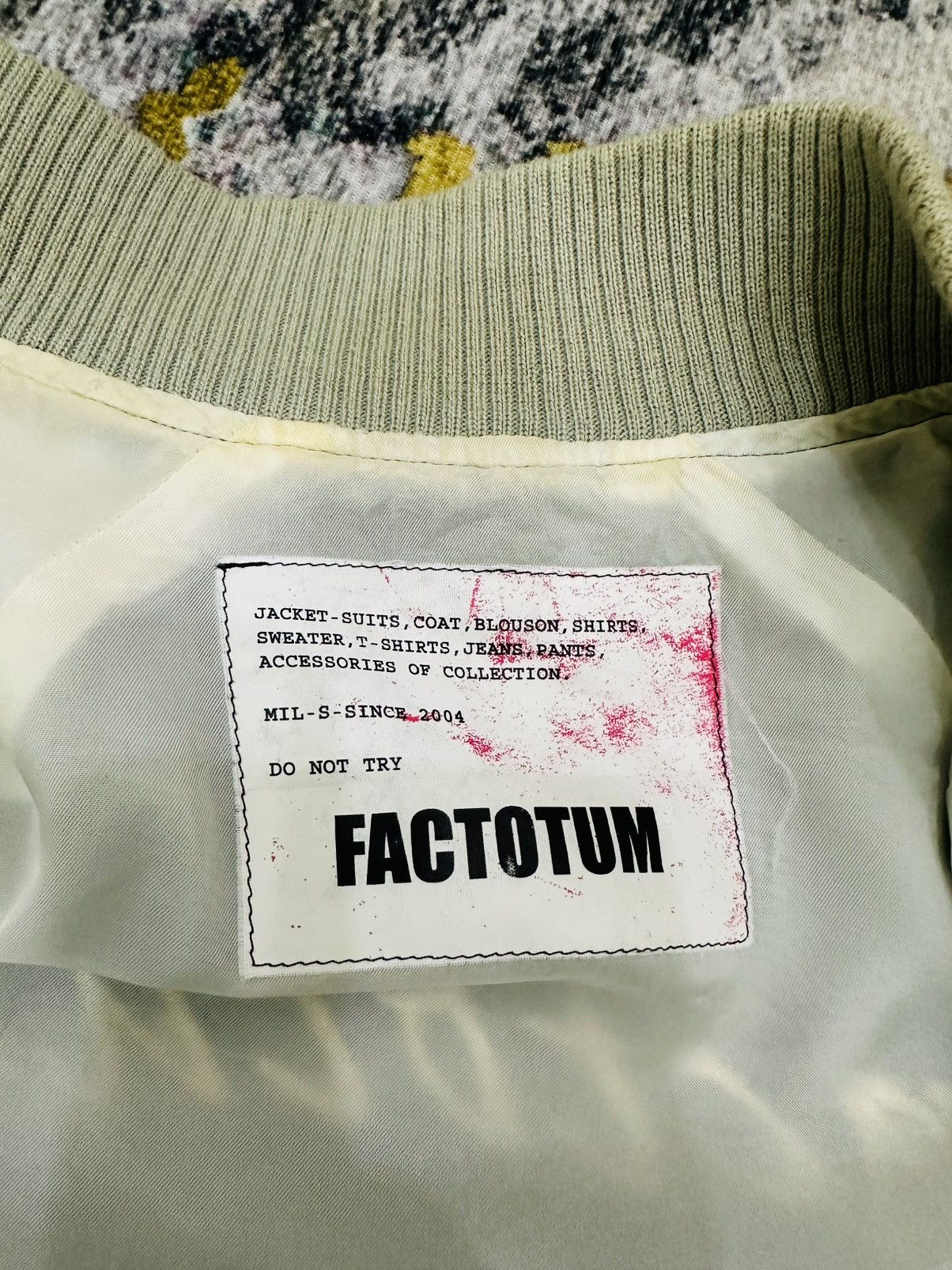 FACTOTUM Factotum Sukajan Japan Embroidery Logo Riri Zipper Size US S / EU 44-46 / 1 - 16 Thumbnail