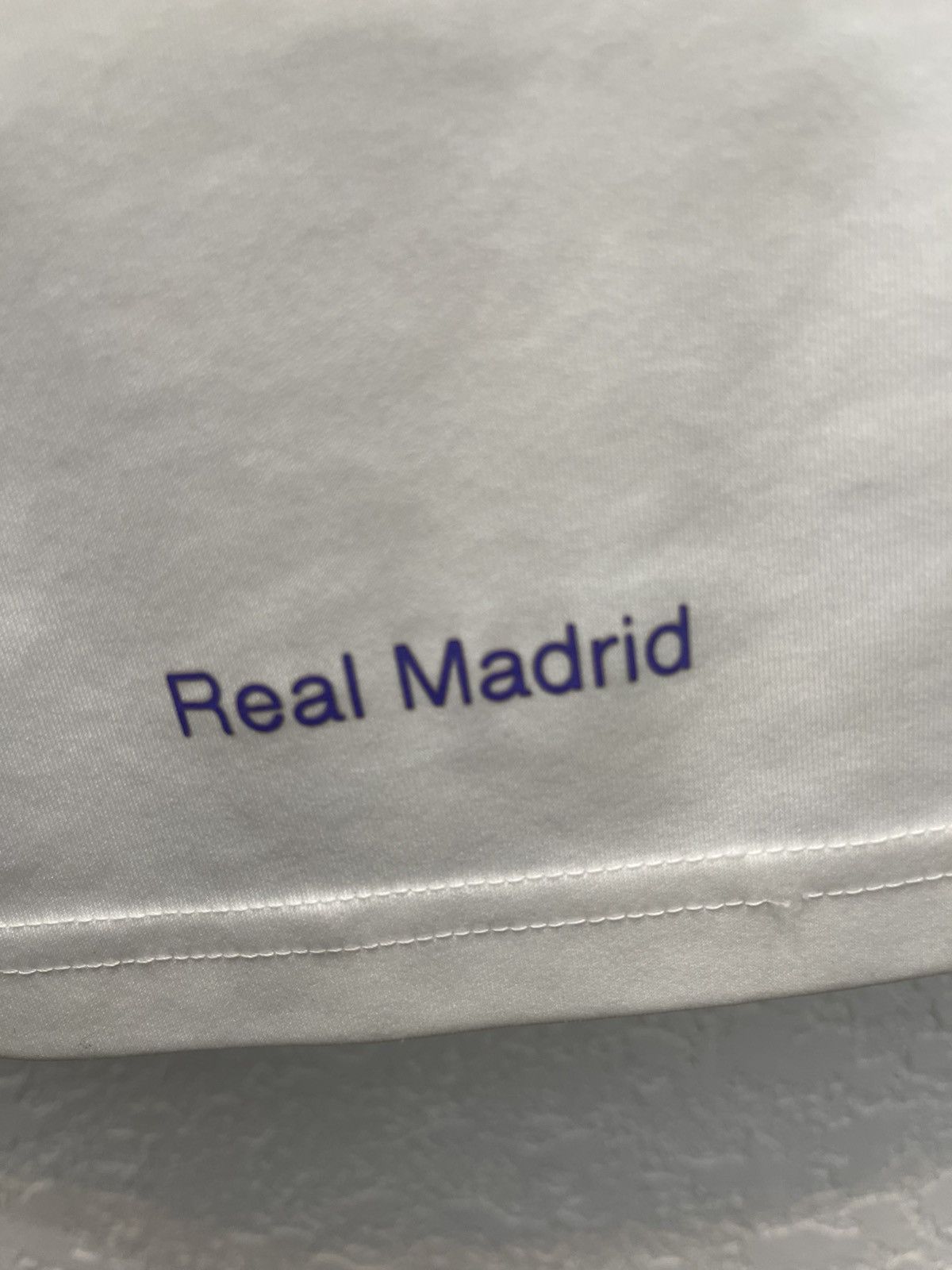 Adidas 2007-2008 REAL MADRID HOME M Size US M / EU 48-50 / 2 - 6 Thumbnail
