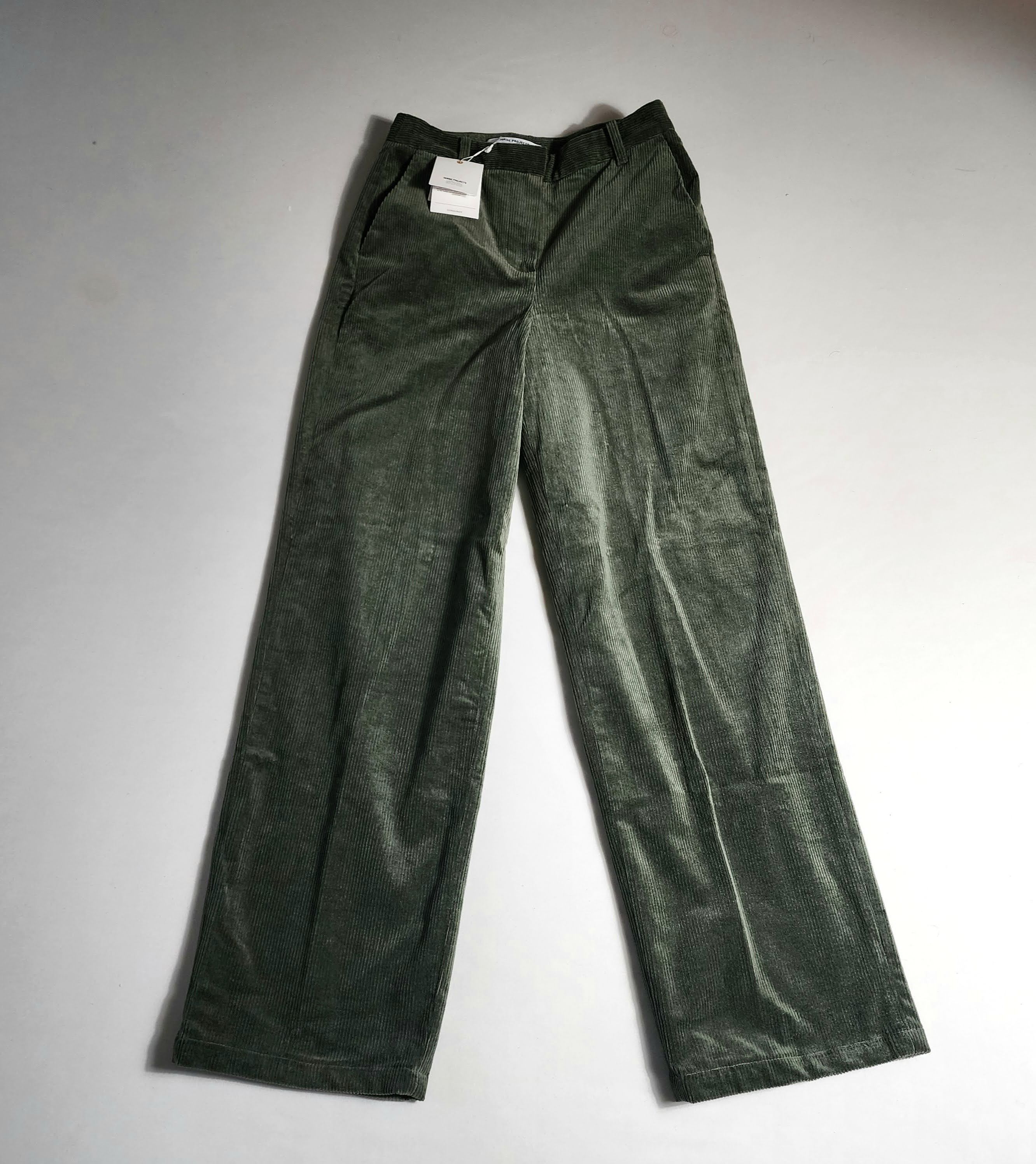 Norse Projects Jelena Cords Ivy Green Pant Made in Italy (See Measurements) Size 24" / US 00 / IT 34 - 1 Thumbnail