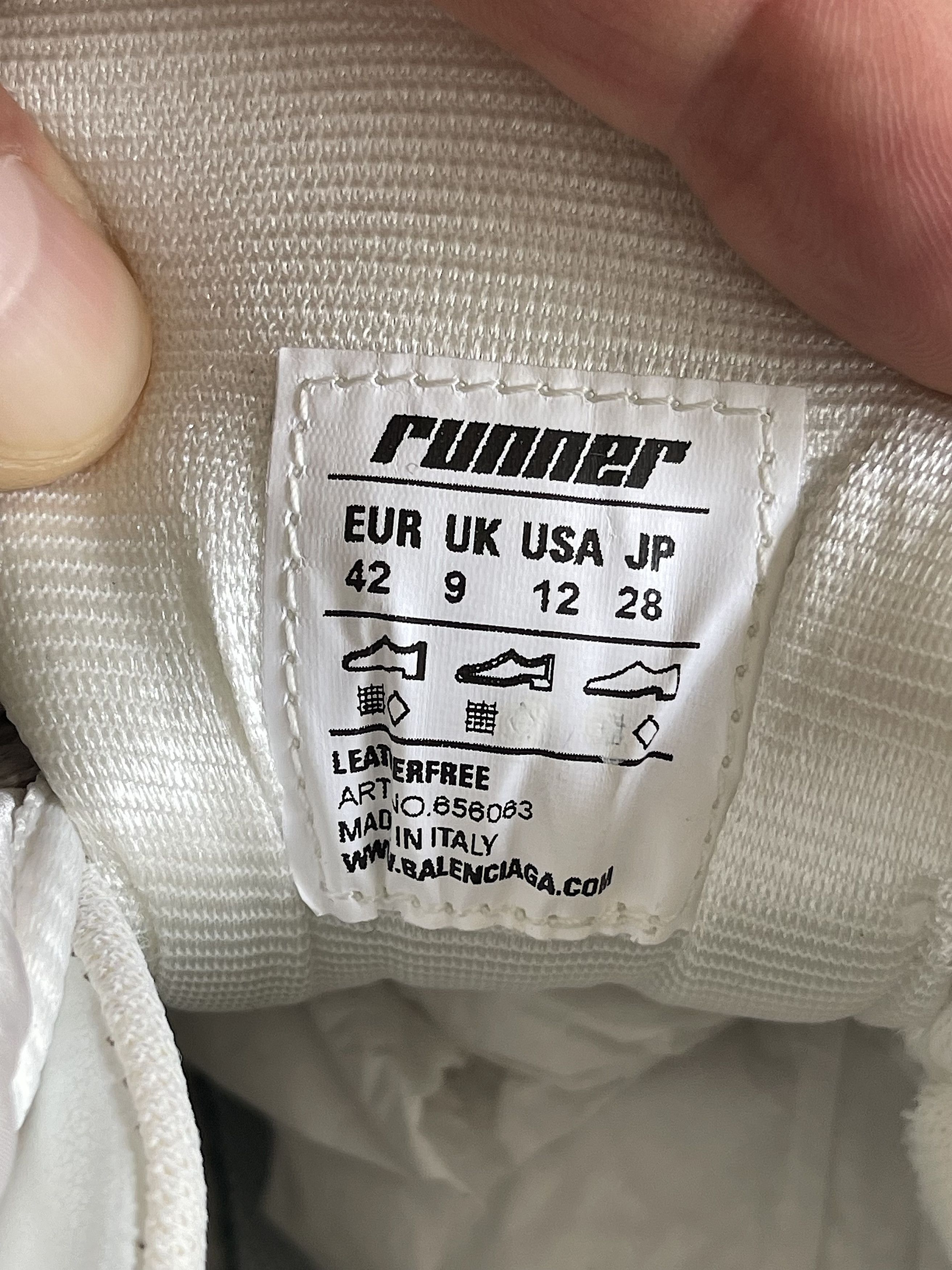 Like new Adidas x Wales Bonner Samba Silver Size 9