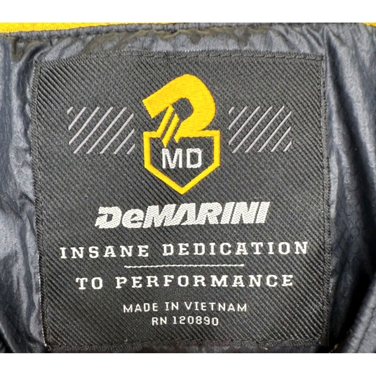 Vintage DeMarini Jacket Mens Medium Black Nylon Blend Quarter Zip Pullover Windbreaker Size US M / EU 48-50 / 2 - 5 Thumbnail