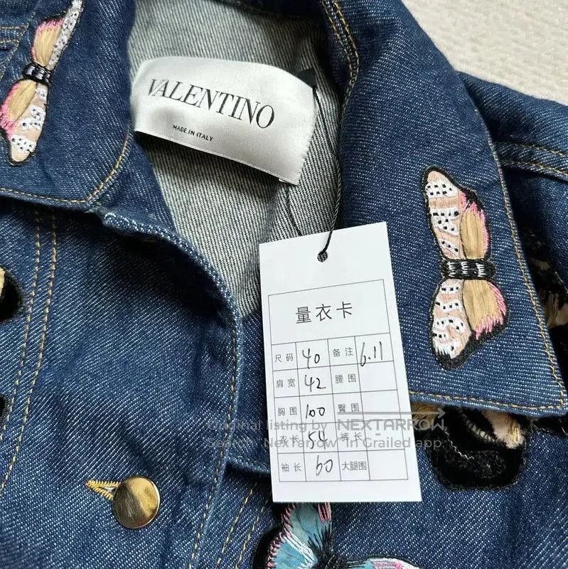 Valentino Valentino Blue Denim Jacket with Butterfly Embroidery . Size M / US 6-8 / IT 42-44 - 8 Thumbnail