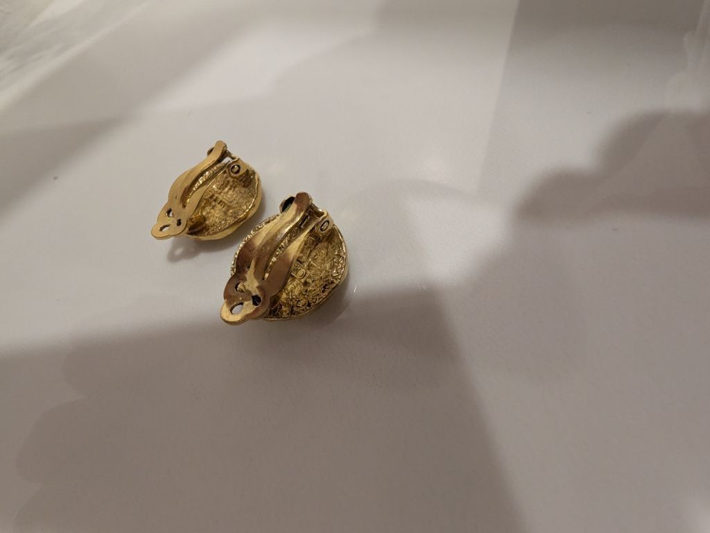 Chanel Chanel Vintage Door Knocker Clip-on Earrings Gold Size ONE SIZE - 8 Thumbnail