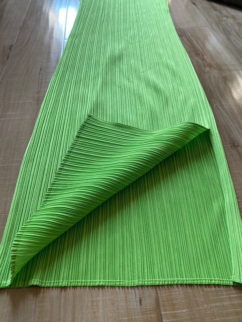 Issey Miyake Issey Miyake Green pleated skirt Size M / US 6-8 / IT 42-44 - 2 Thumbnail