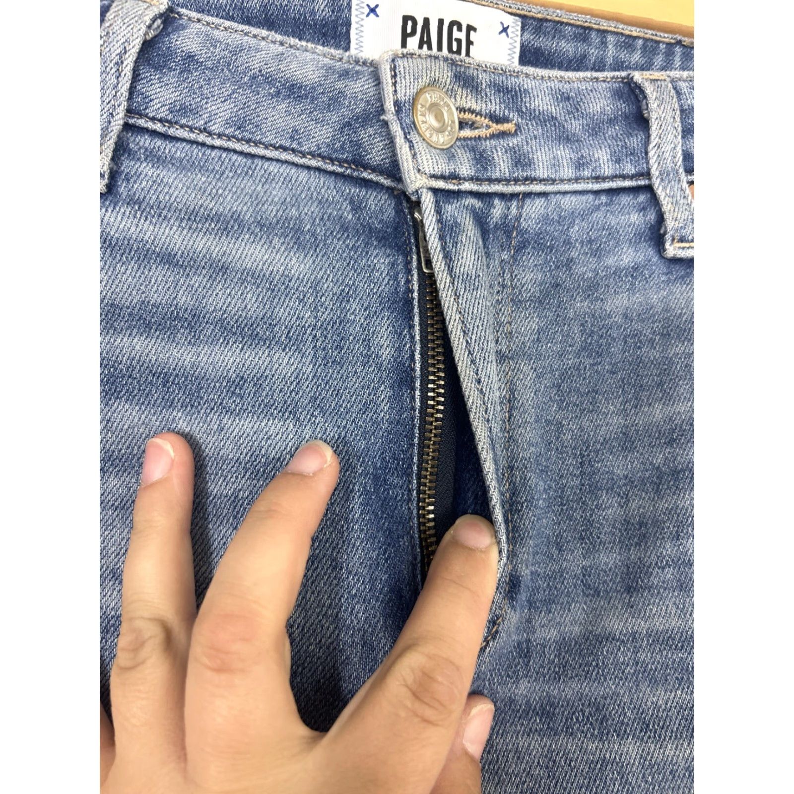 Paige Paige Hoxton Slim Medium Wash Jeans Raw Hem 29x29 Blue Womens Size 29" - 7 Thumbnail