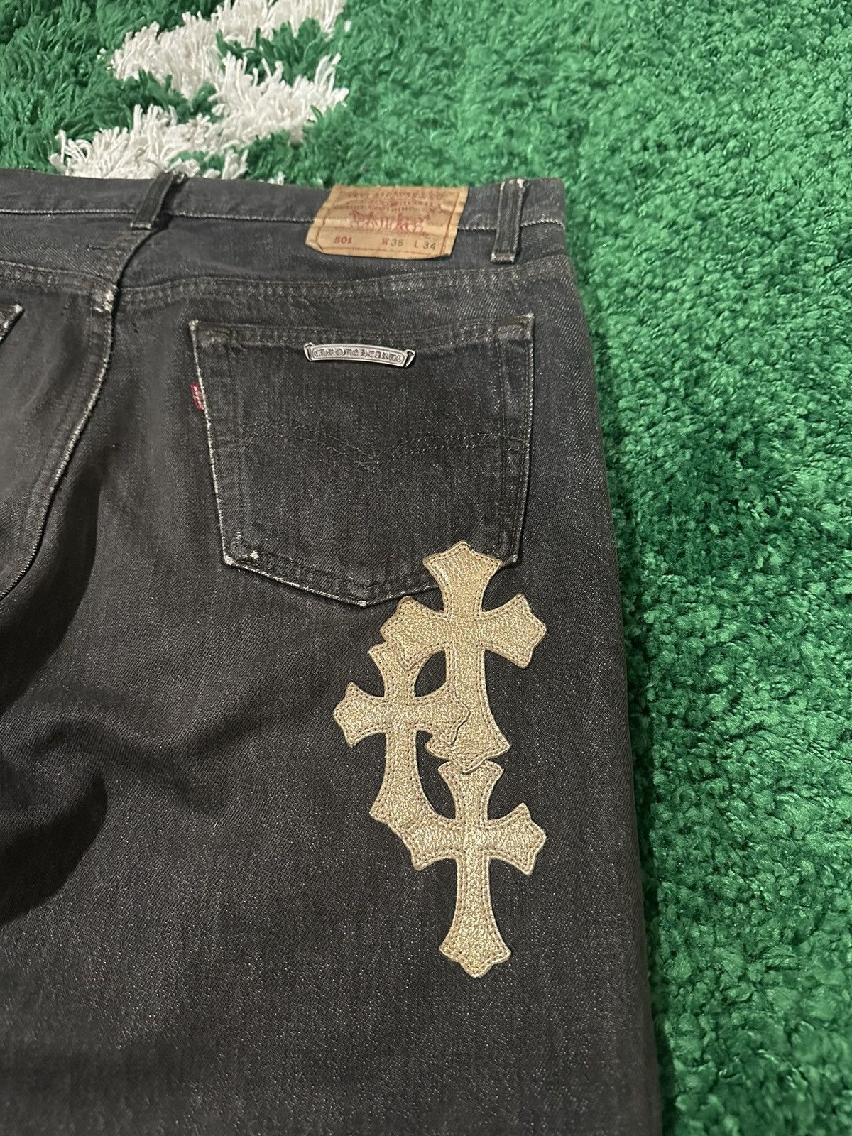 Chrome Hearts Chrome Hearts Levi’s 501 Grey Gold Patch Jeans Size US 33 - 9 Thumbnail