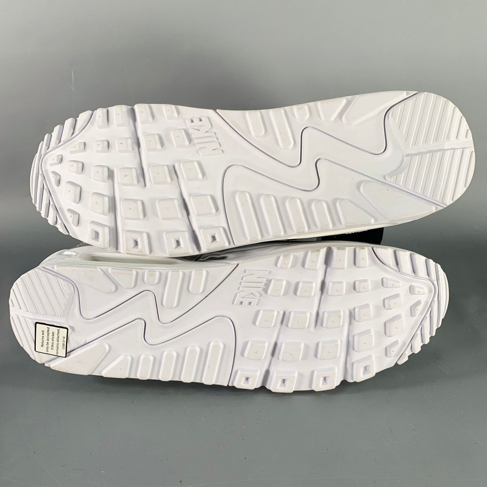 Nike NIKE Size 15.5 Silver Metallic Low Top Sneakers Size US 15 / EU 48 - 6 Thumbnail
