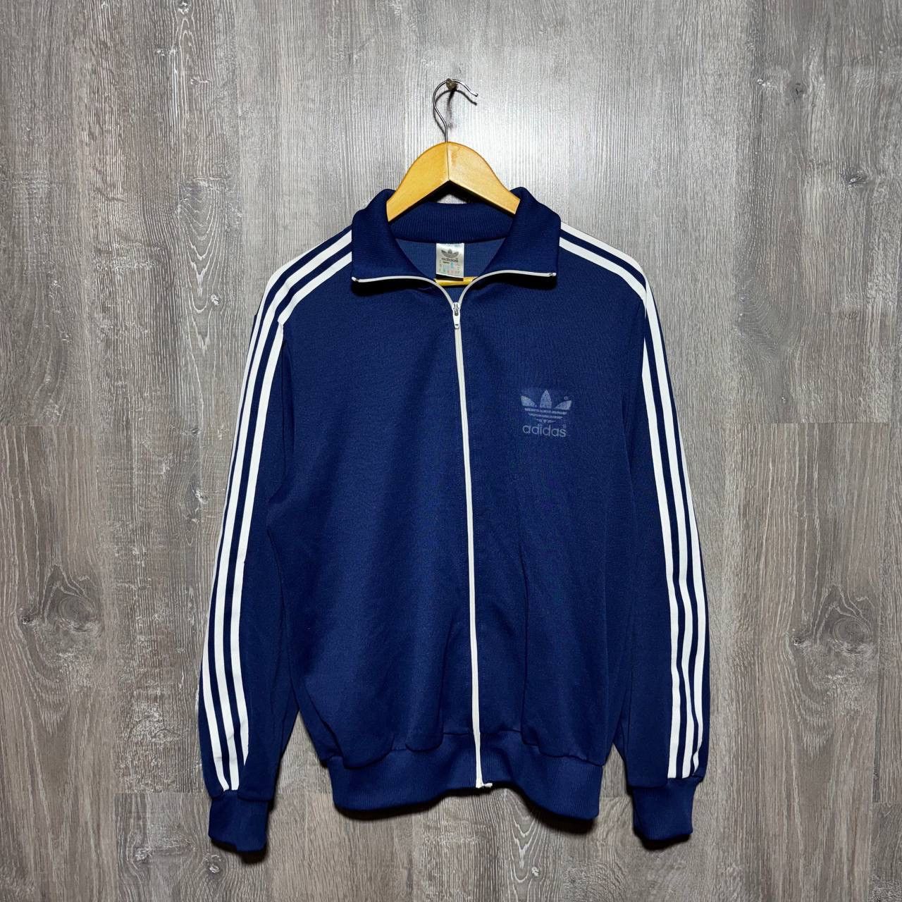 Adidas Adidas Vintage 90s Track Jacket Rare Mens size M Size US M / EU 48-50 / 2 - 1 Thumbnail