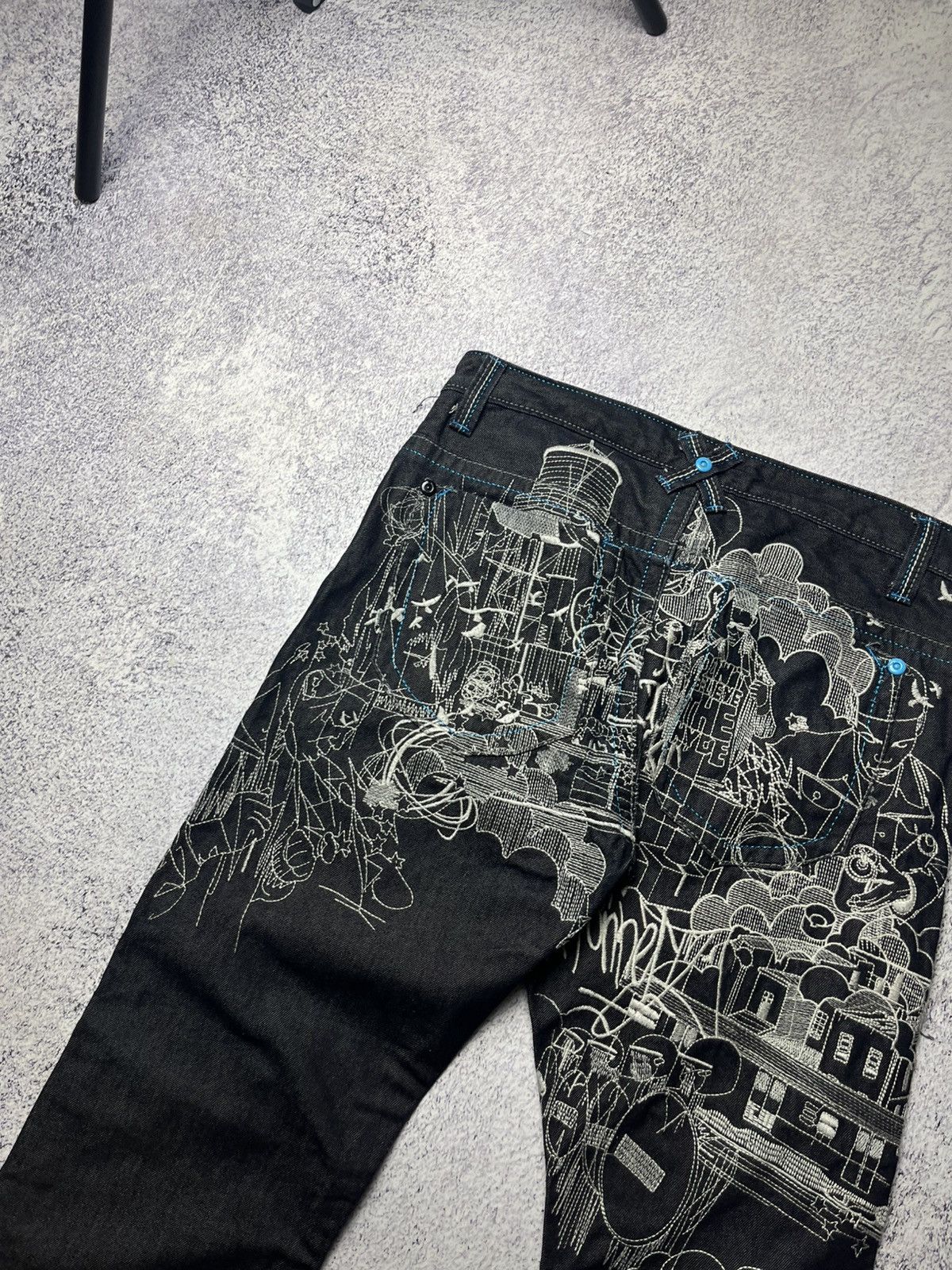 Japanese Brand 0Os VINTAGE Avant Garde Big logo Japanese Baggy Pants Y2K Size US 33 - 4 Thumbnail