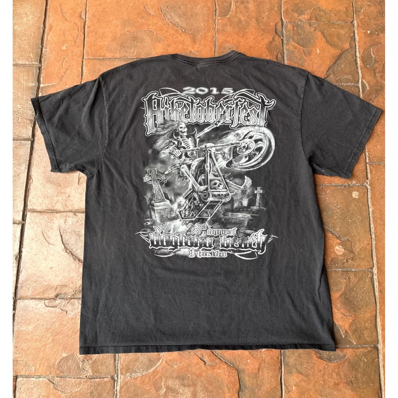 Delta VINTAGE Daytona Skeleton Rider T-Shirt XL Black Men Crew Neck Delta 90s Biker Motorcycle Music Rock USA USA Band Graphic Print Vintage Size US XL / EU 56 / 4 - 2 Thumbnail