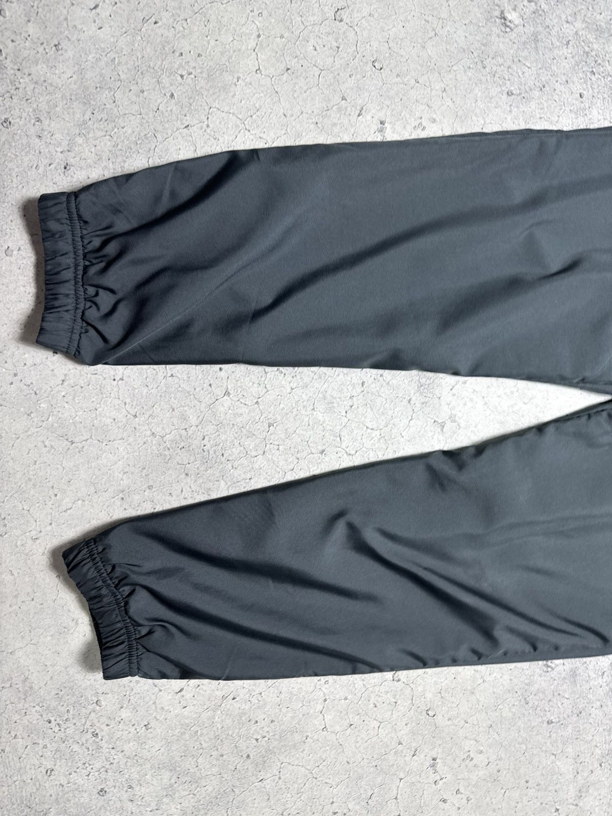 Nike Nike FC Liverpool Nylon Football Track Suit Jacket And Pants Size US M / EU 48-50 / 2 - 11 Thumbnail