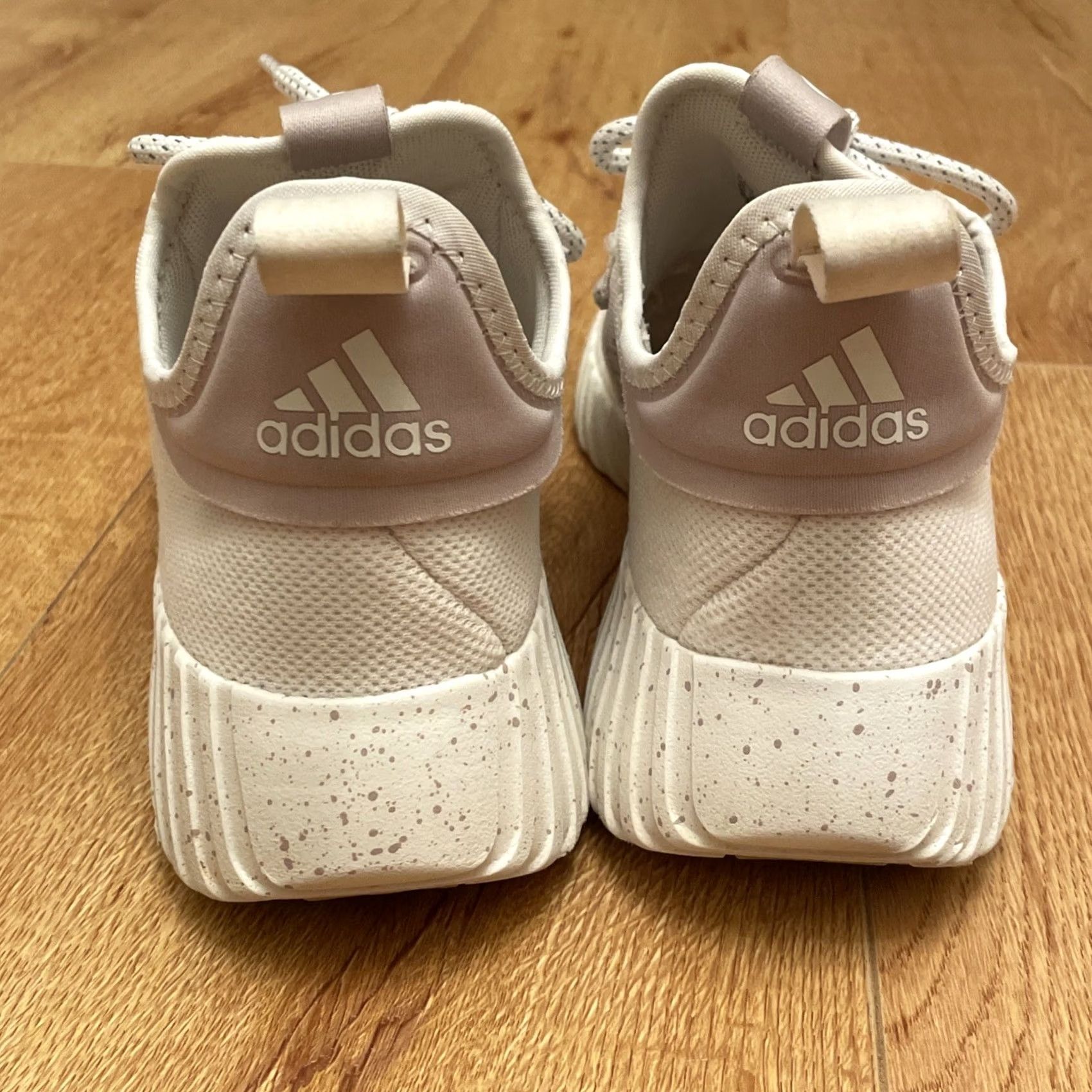 Adidas VINTAGE? adidas Kaptir Flow Running Shoes-Light Beige Size 10 Speckled Women Sneaker B US 10 Beige Speckled Adidas Kaptir Flow Women Shoes Size US 10 / IT 40 - 7 Thumbnail