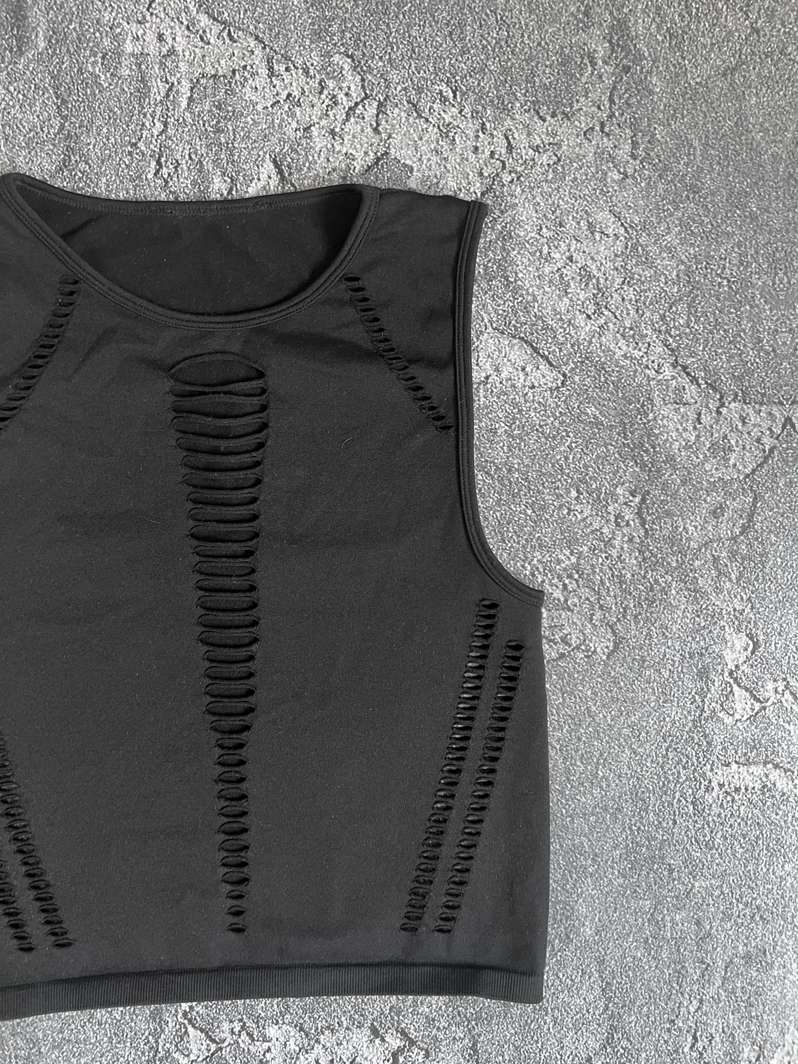 Vintage Vintage tank top gothic y2k avant garde japanese Size S / US 4 / IT 40 - 4 Thumbnail