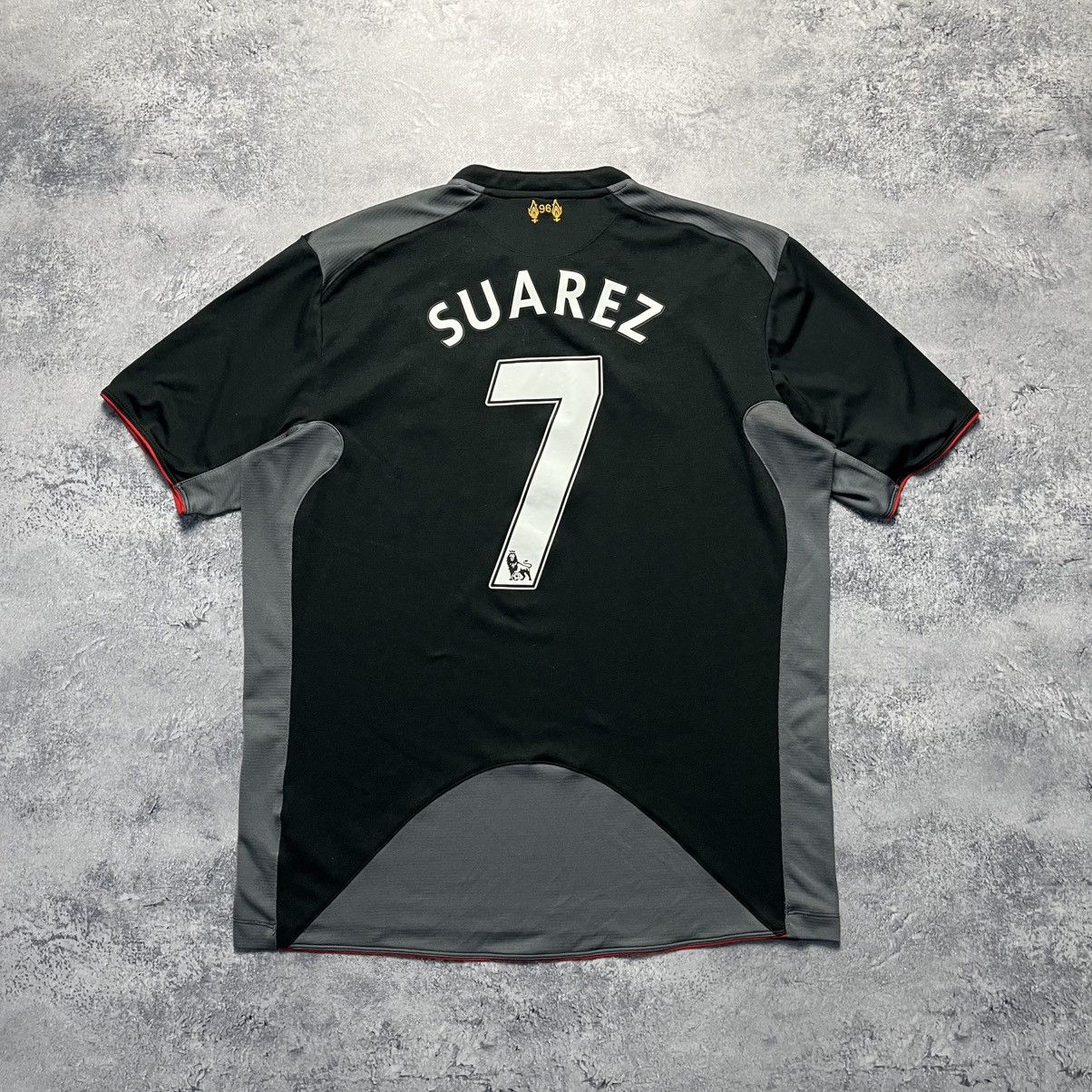 Warrior Vintage Warrior Liverpool #7 Suarez 2012/2013 Soccer Jersey Size US L / EU 52-54 / 3 - 14 Thumbnail