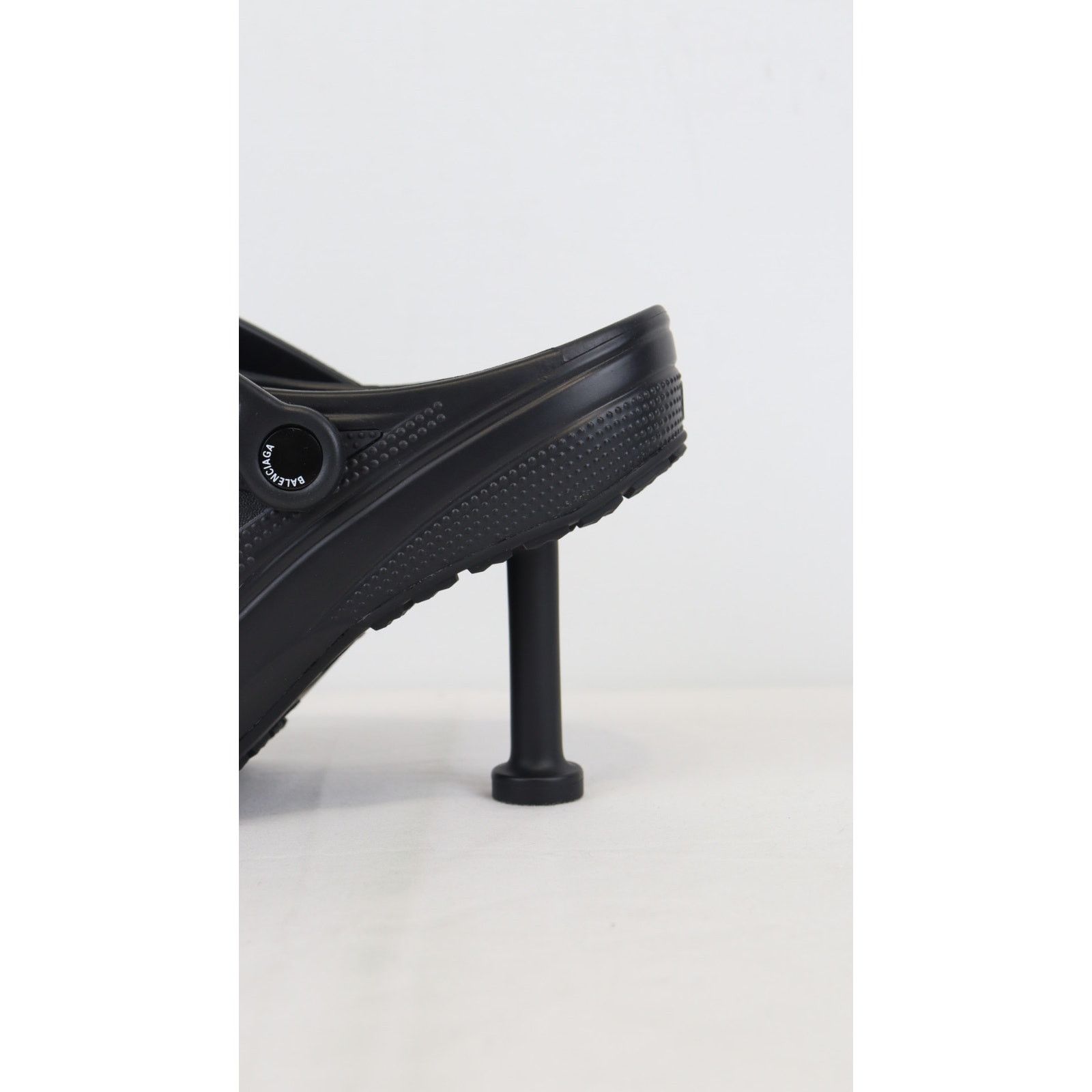 Balenciaga o1rshd1 Rubber Crocs Madame in Black Size US 9 / IT 39 - 3 Thumbnail
