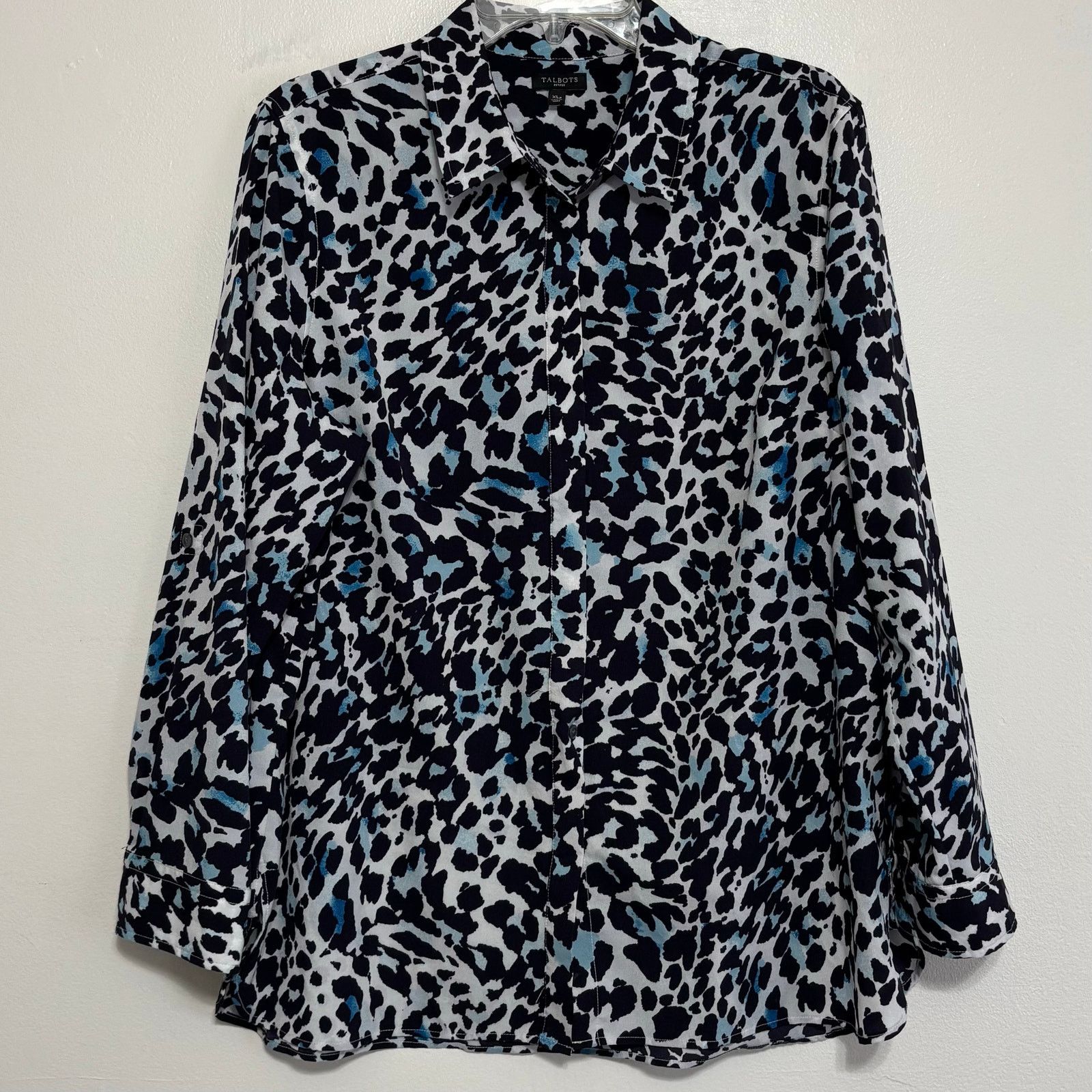 Other Talbots Black White Blue Leopard Print Blouse Size XLP Size XL / US 12-14 / IT 48-50 - 1 Thumbnail