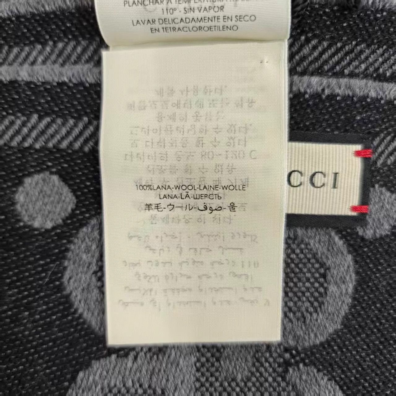 Gucci Gucci Classic Double-Face GG Logo Wool Scarf Size ONE SIZE - 5 Thumbnail