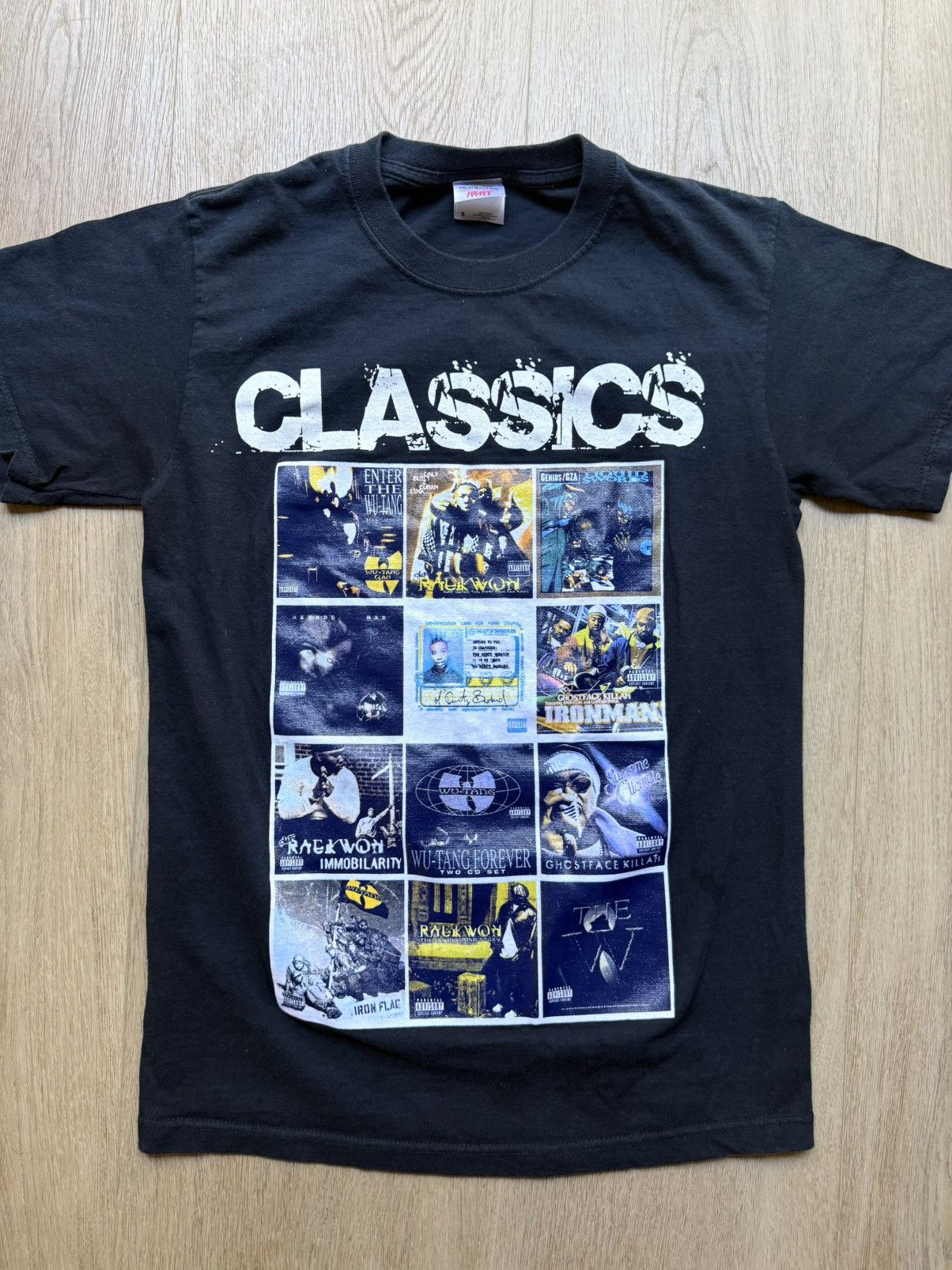 Fruit Of The Loom Vtg Y2K Classics Wu Tang Album Cover T Shirt Small Size US S / EU 44-46 / 1 - 1 Thumbnail