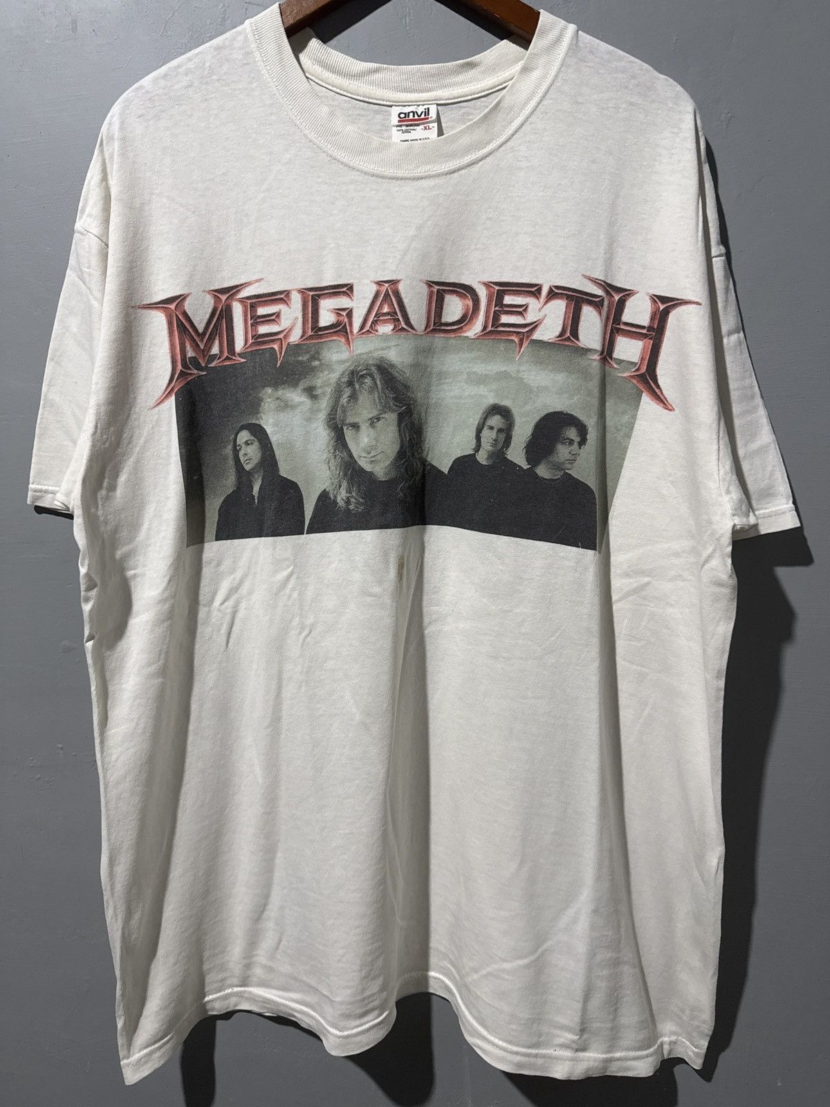 Band Tees Vintage 2001/02 Megadeth The World Need A Hero Tour T-Shirt Size US XL / EU 56 / 4 - 1 Thumbnail