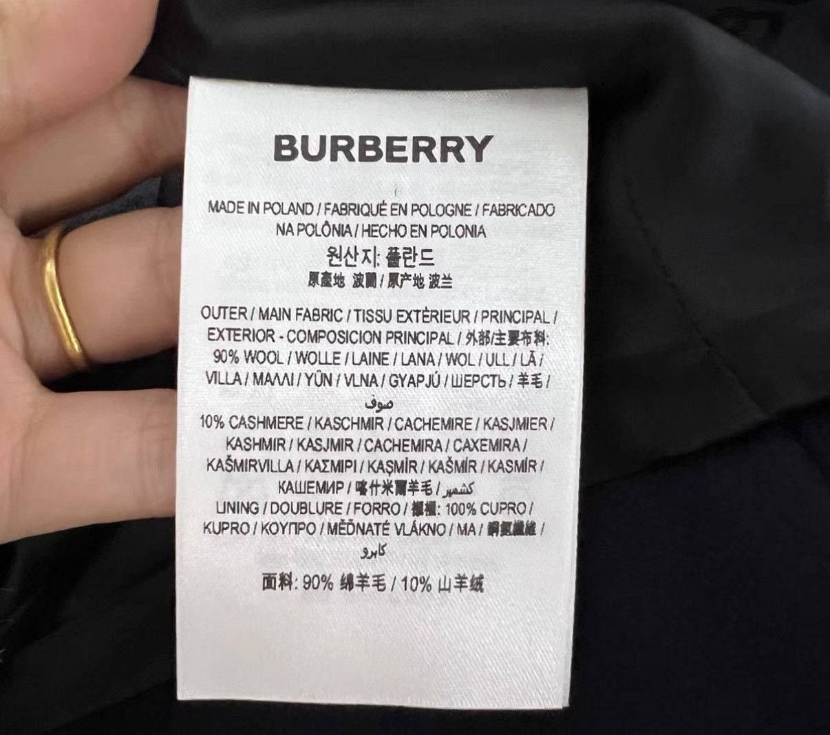 Burberry Burberry Solid Color Button Detailed Skirt J41 Size 27" / US 4 / IT 40 - 4 Thumbnail