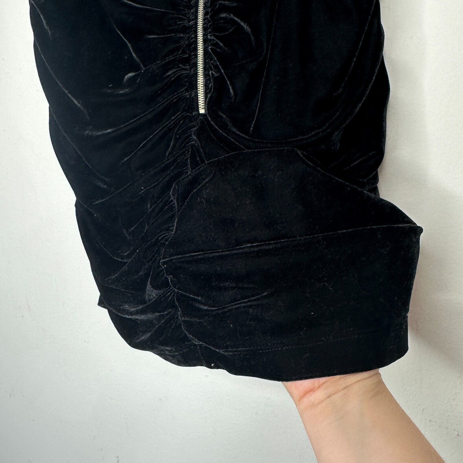 Other Solid Jet Black Sexy Ruched Velvet Mini Skirt Zip Back M Size 30" / US 8 / IT 44 - 7 Thumbnail