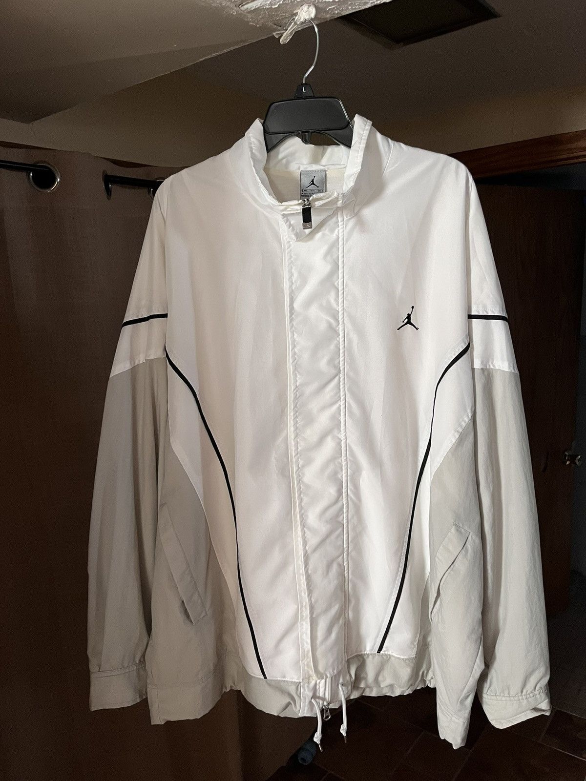 Air jordan jacket white on sale