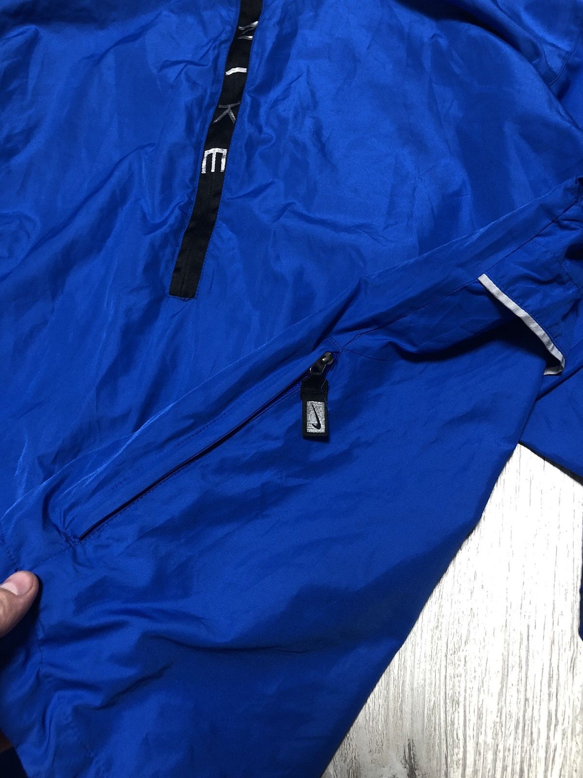 Nike Vintage Nike Light Windbreaker Jacket 1/4 Zip Nylon Y2K Size US XL / EU 56 / 4 - 3 Thumbnail