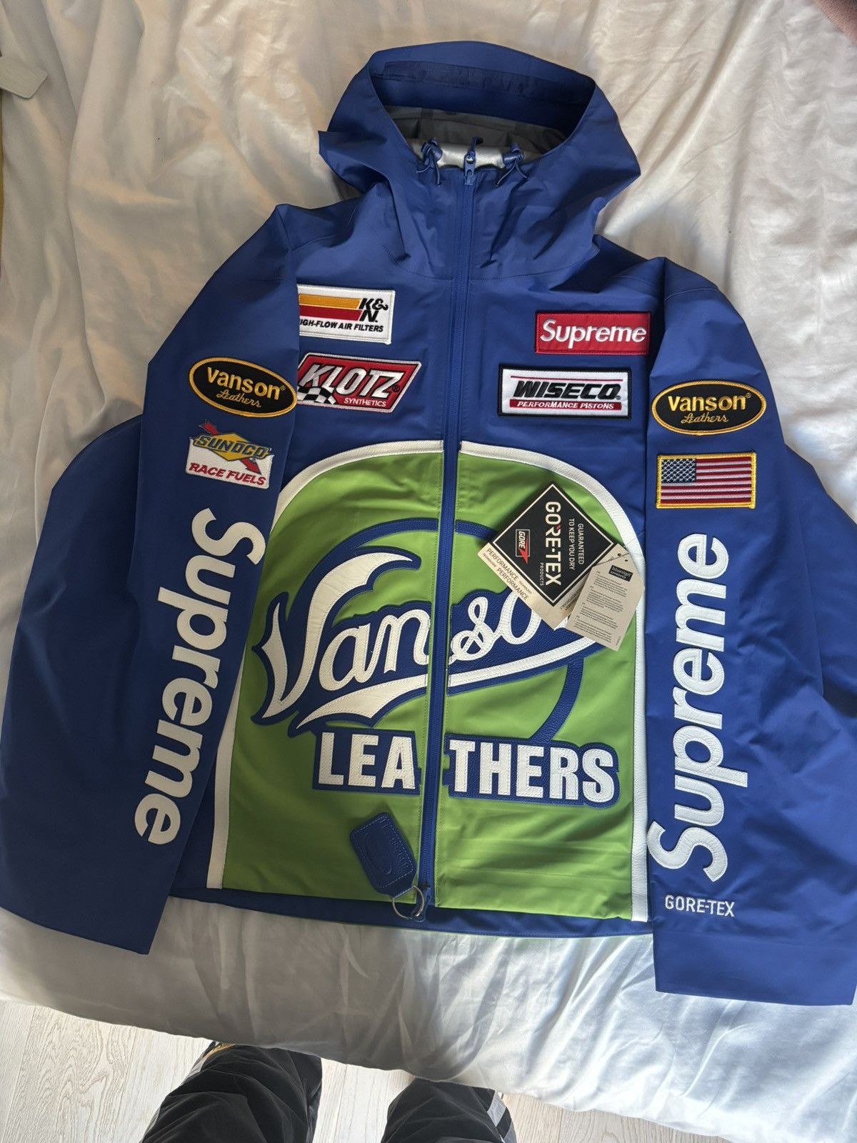 Supreme®/Vanson Leathers®/GORE-TEX Shell Jacket