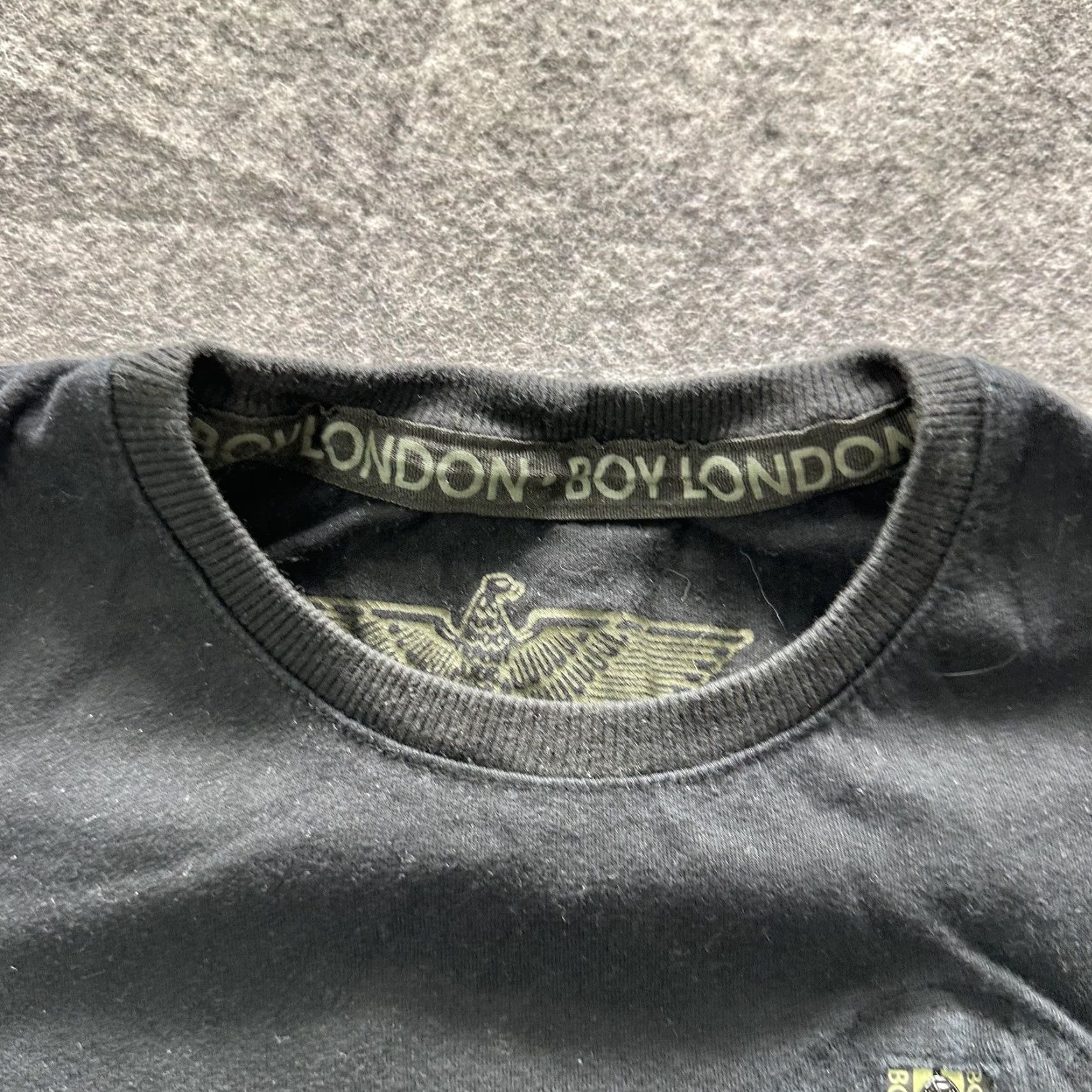 Boy London VINTAGE Boy London Shirt Mens S Black Camouflage Sleeves Zip Pocket Tee Tagless Logo Size US S / EU 44-46 / 1 - 3 Thumbnail