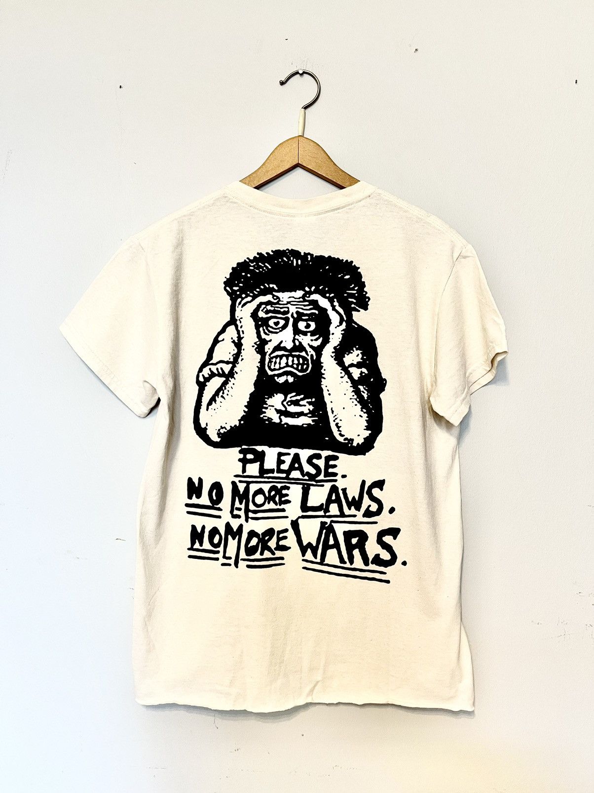 Japanese Brand “No More War” Tee Size US S / EU 44-46 / 1 - 6 Thumbnail