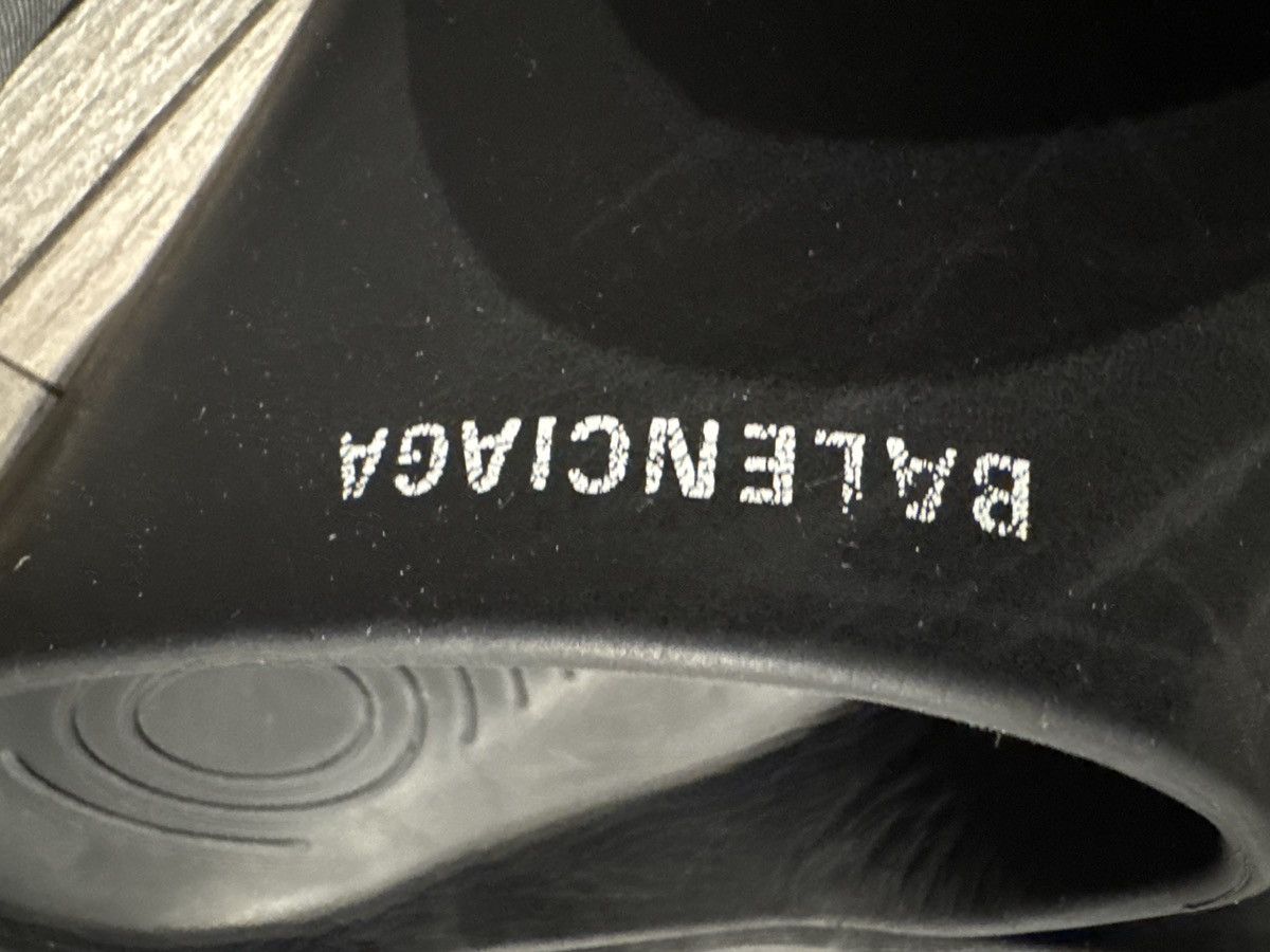 Balenciaga Balenciaga slip on sandals Size US 11 / EU 44 - 2 Thumbnail