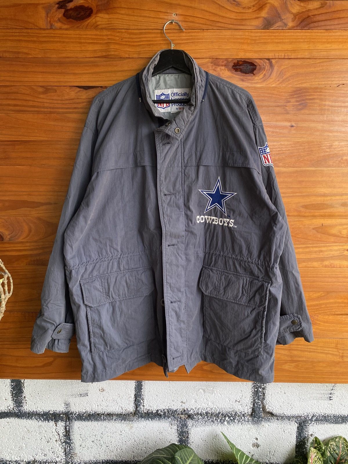 NFL Vintage NFL Dallas Cowboys Gray Jacket – Official Licensed Size US L / EU 52-54 / 3 - 3 Thumbnail