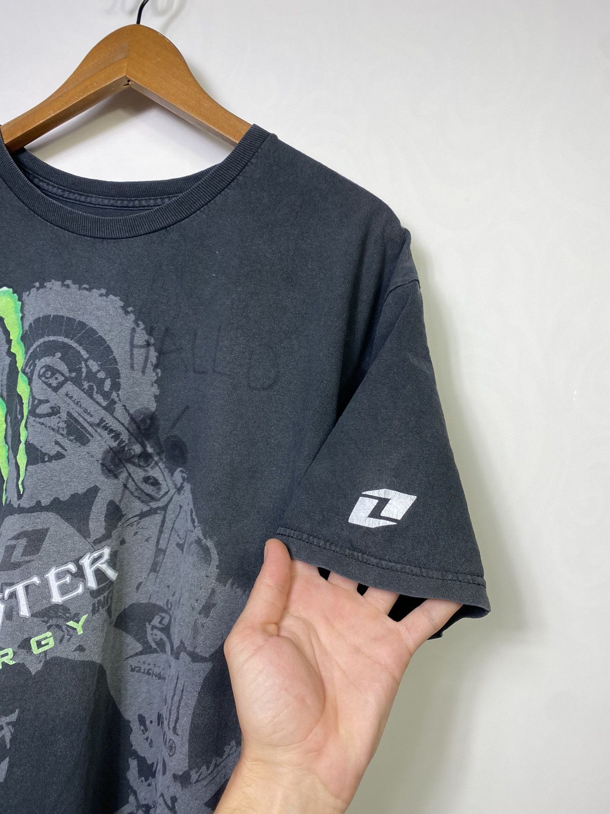 Yamaha Vintage Monster Energy Yamaha Distressed Licensed T-shirt Size US XL / EU 56 / 4 - 11 Thumbnail