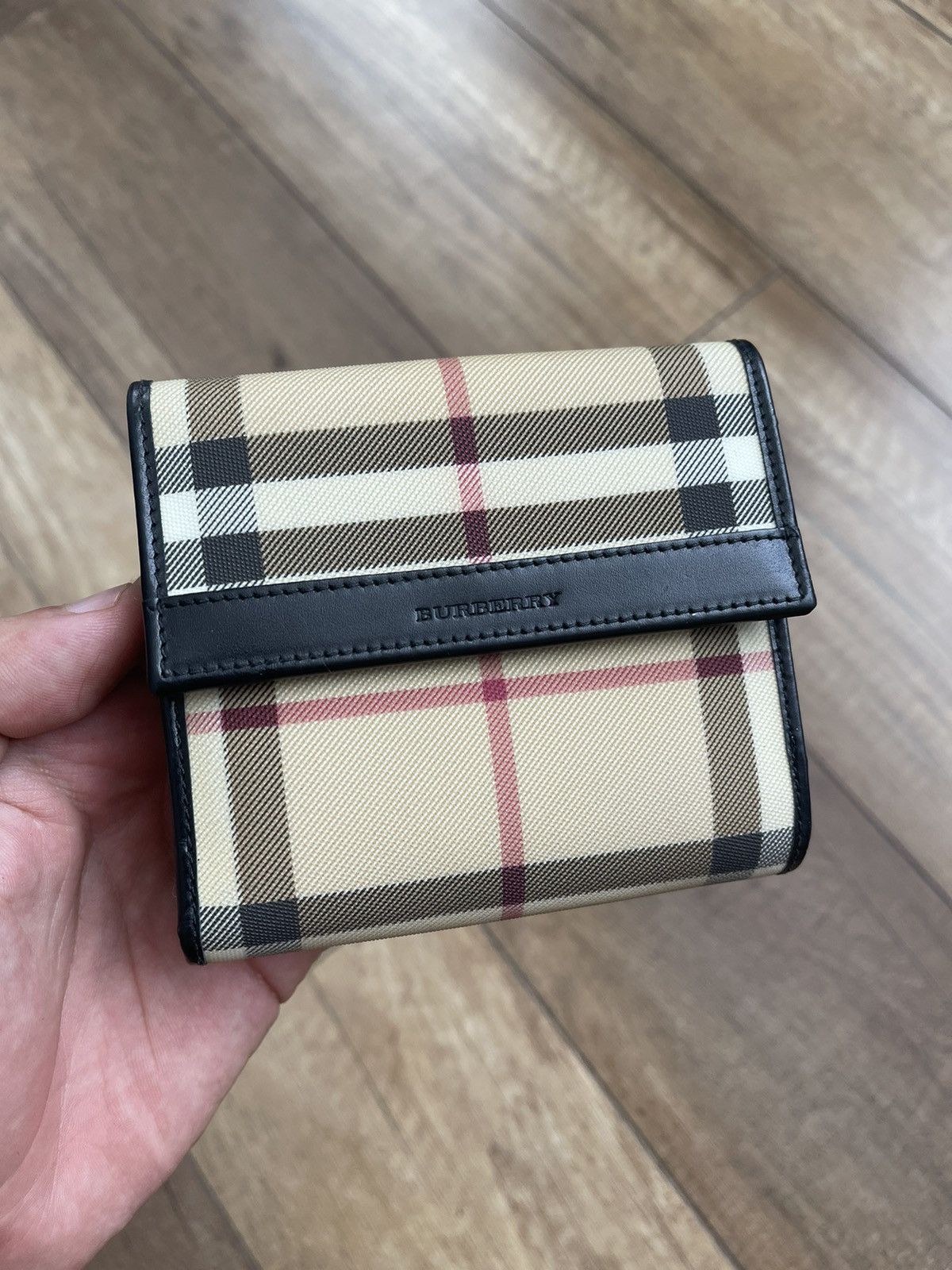 Burberry Burberry London Wallet Nova Check Size ONE SIZE - 1 Thumbnail