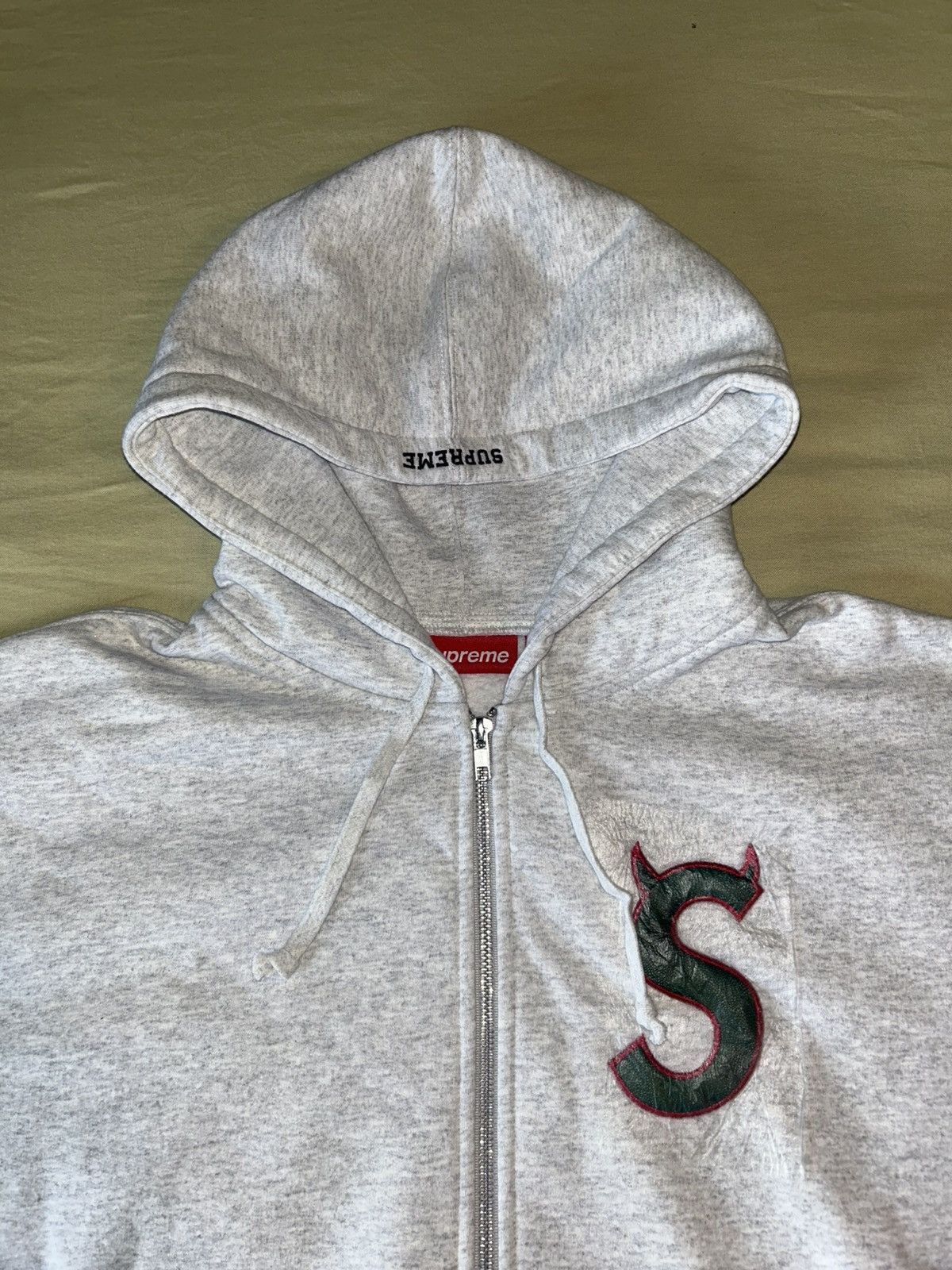 Supreme Supreme Devil S Logo Zip Up Hooded Sweatshirt Size US L / EU 52-54 / 3 - 3 Thumbnail