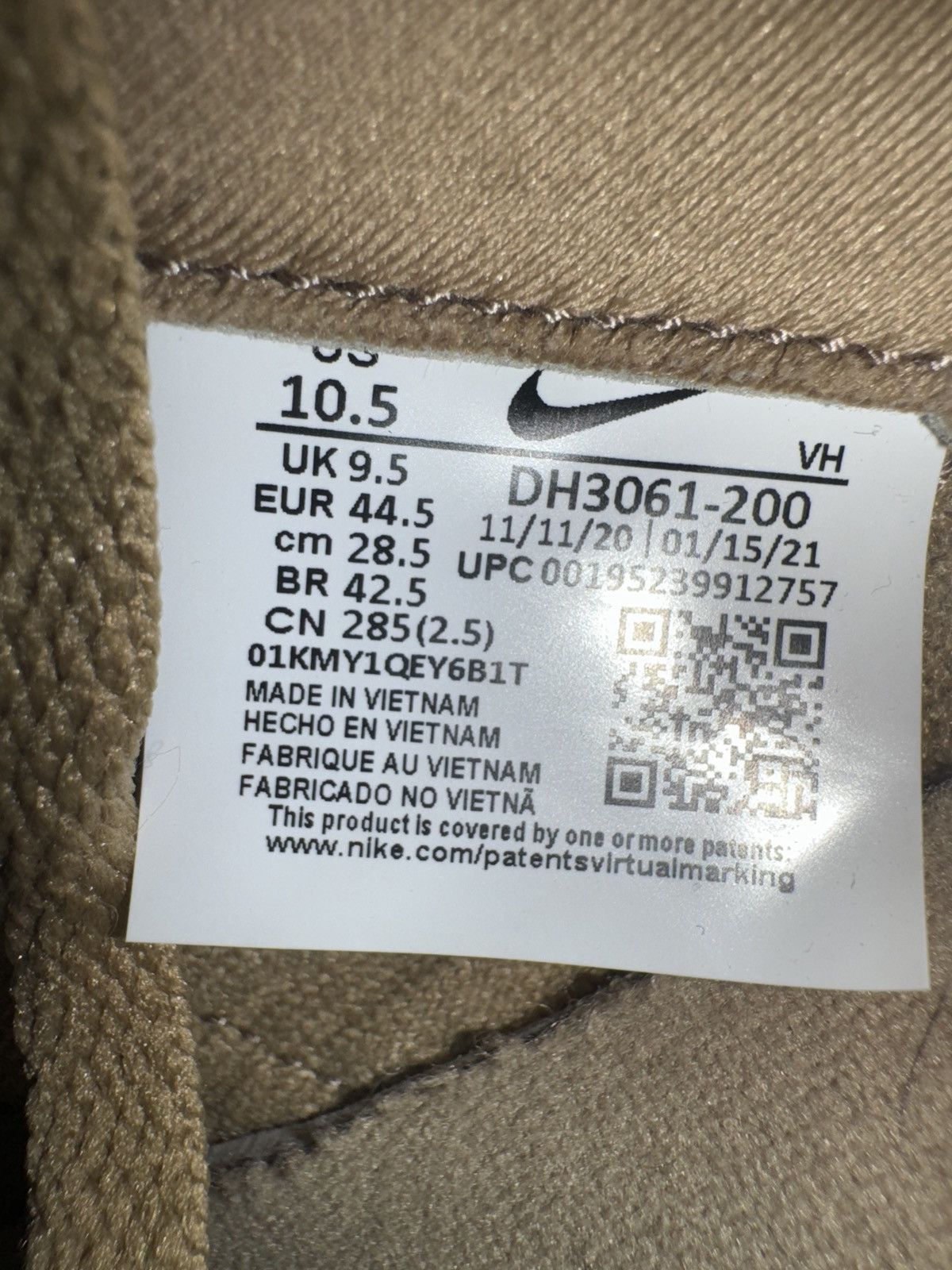 Nike × Undefeated Nike Dunk Low x Undefeated ‘Canteen’ Size US 10.5 / EU 43-44 - 6 Thumbnail