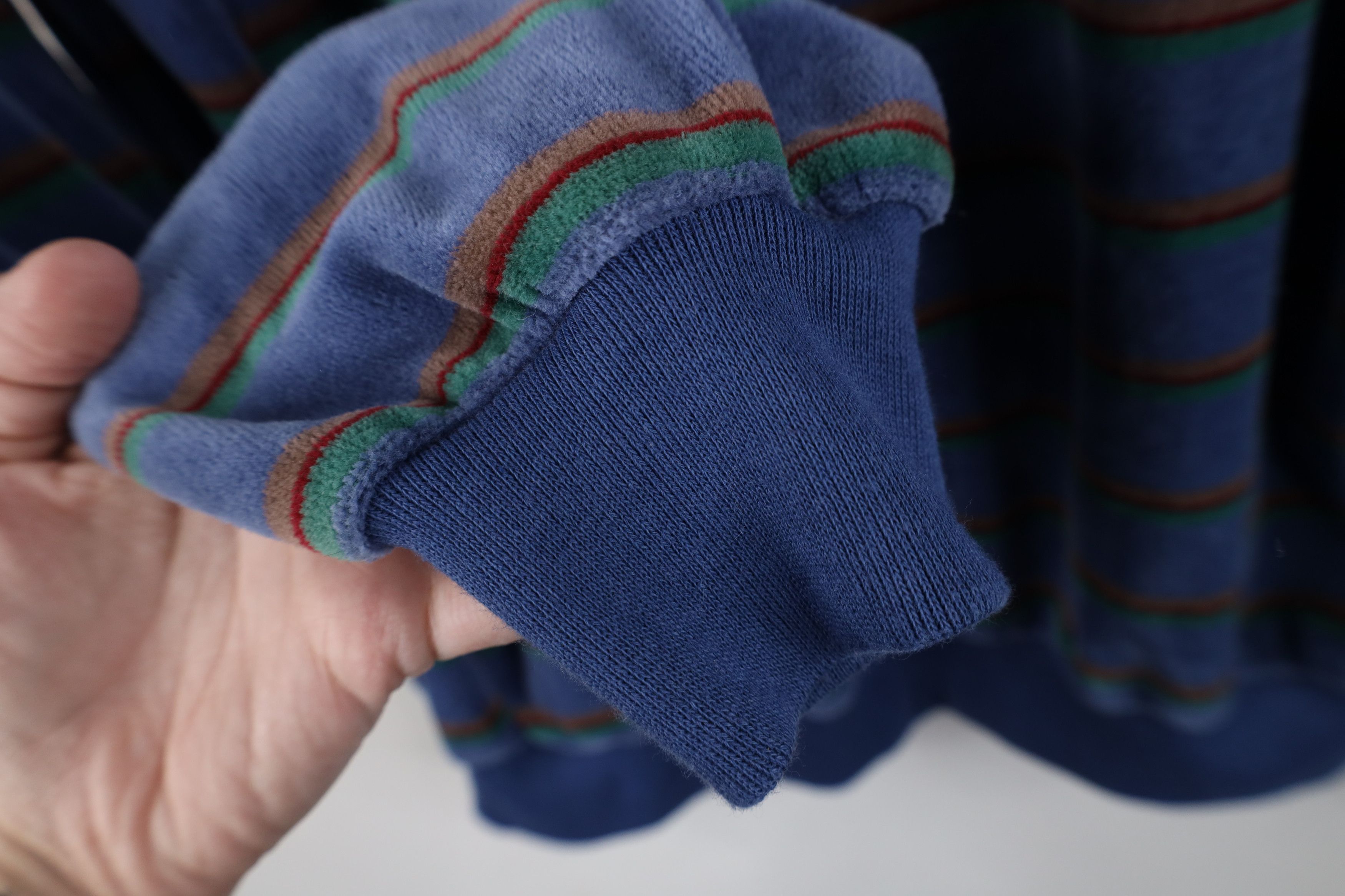 Vintage Vintage 70s Streetwear Velour Pullover Henley Sweater Size US L / EU 52-54 / 3 - 9 Thumbnail