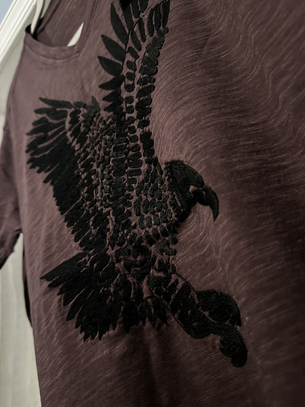 John Varvatos John Varvatos Eagle Lace Stitch V-Neck T-Shirt Size US M / EU 48-50 / 2 - 7 Thumbnail