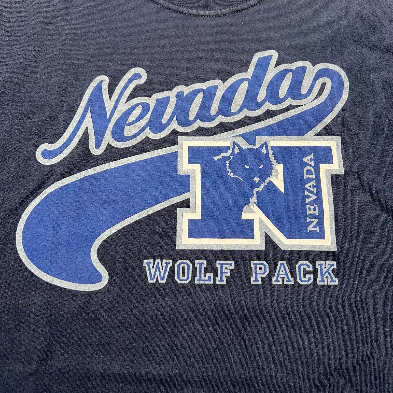 Vintage Vintage blue tank top Nevada Wolf Pack University Men Sz L Size US L / EU 52-54 / 3 - 3 Thumbnail