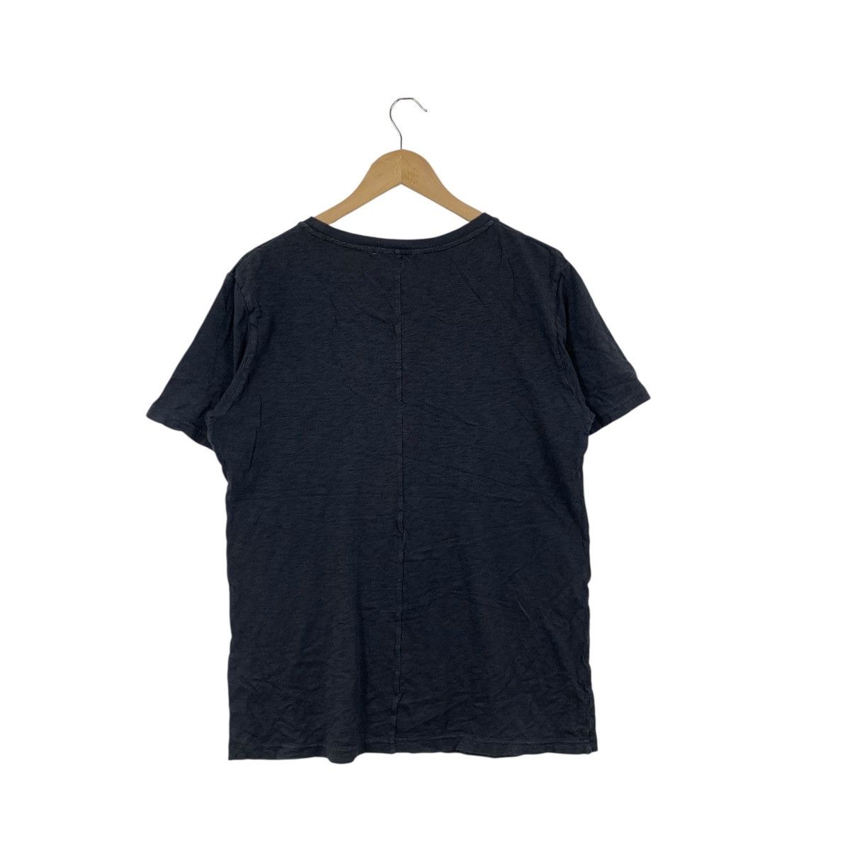 Uniqlo UNIQLO x UNDERCOVER UU Collaboration Skull Surrounded Logo Size US L / EU 52-54 / 3 - 5 Thumbnail