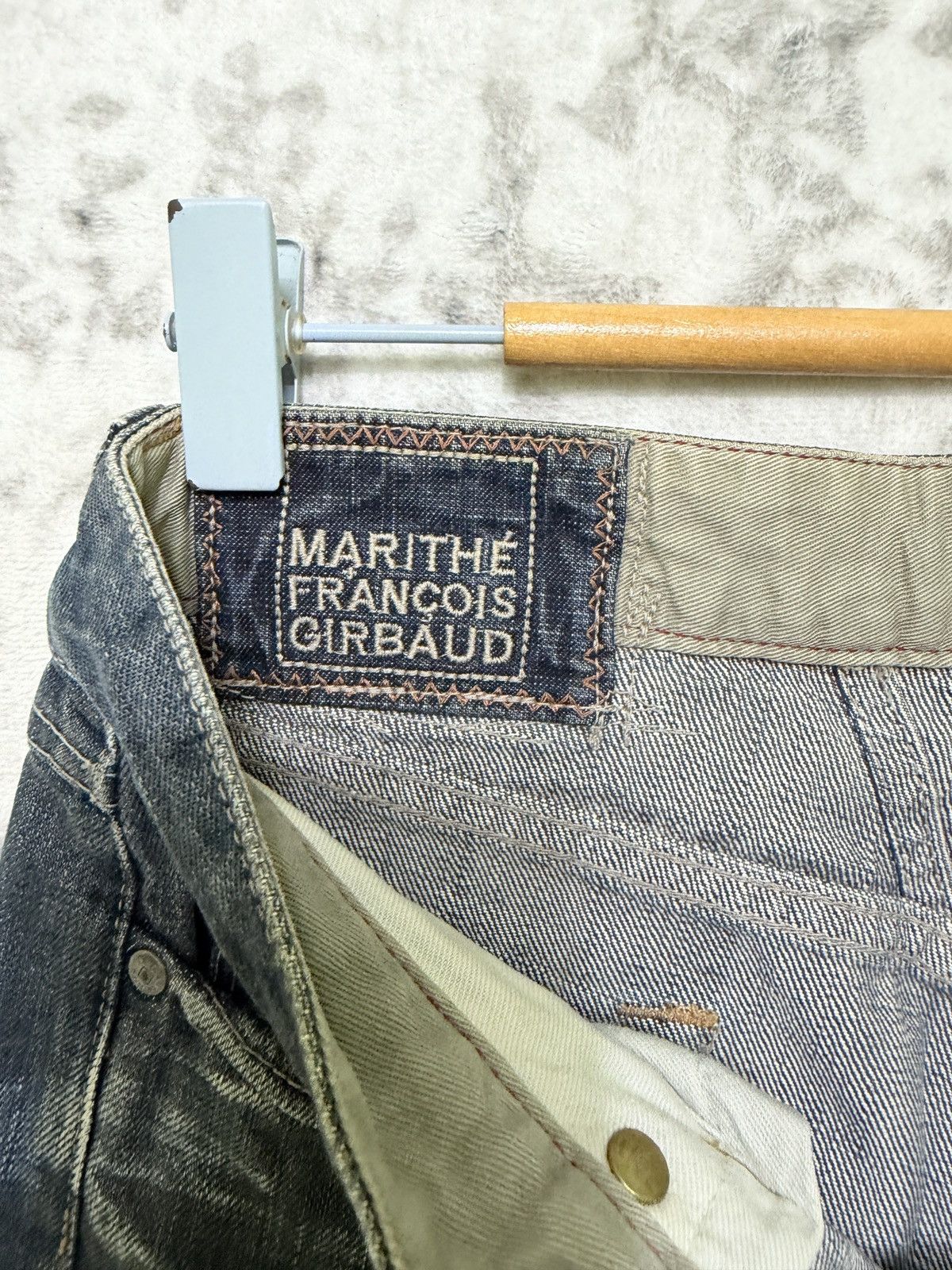 Marithe + Francois Girbaud Vintage Marithé François Girbaud Whiskered Denim Jeans Size US 26 / EU 42 - 14 Thumbnail