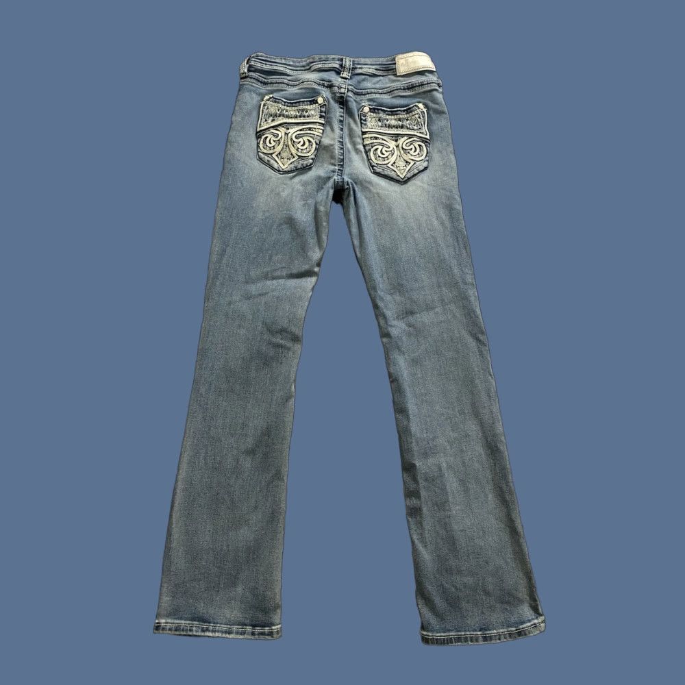 Affliction Affliction Jade Women’s Bootcut Jeans Regular Low Rise 31 Embroidered Embellished Blue Denim Stretch Pockets Size 24" / US 00 / IT 34 - 1 Thumbnail