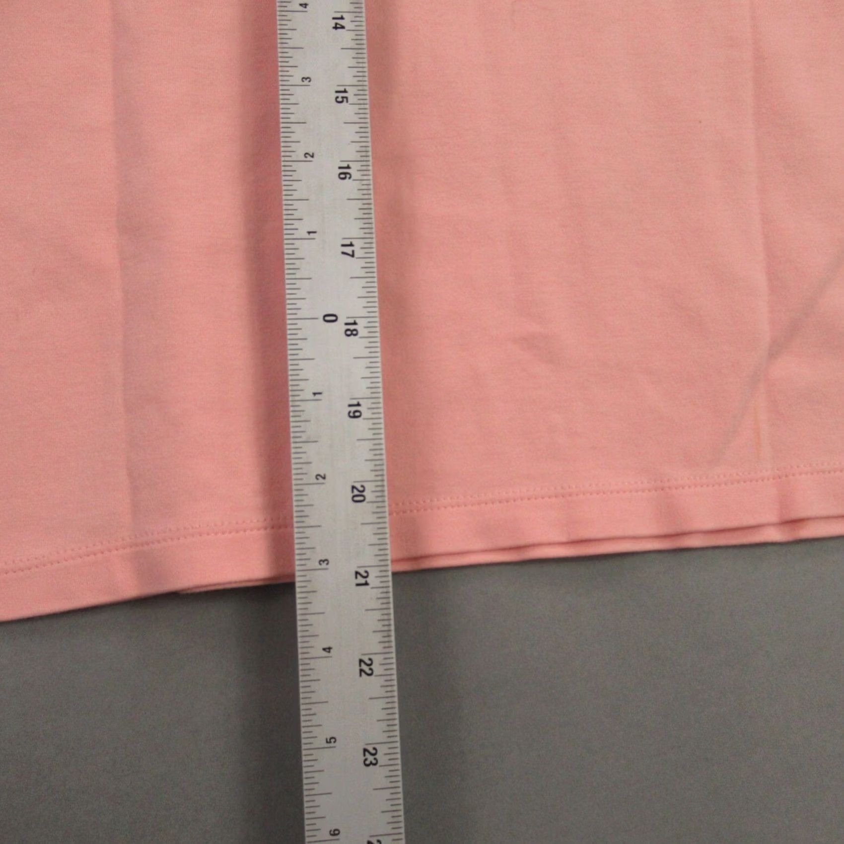 Vintage L.L. Bean Shirt Mens Medium Short Sleeve Crew Neck Lightweight Traditional Pink Size US M / EU 48-50 / 2 - 7 Thumbnail