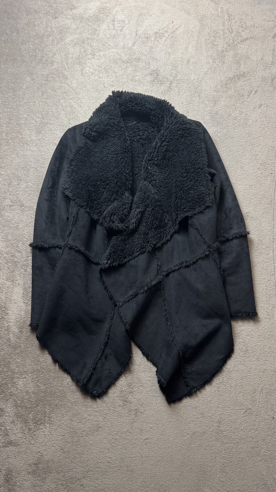 Le Grande Bleu (L.G.B.) Y2K Faux Fur Capes Jacket ifsixwasnine Yohji LGB styled Size US M / EU 48-50 / 2 - 4 Thumbnail
