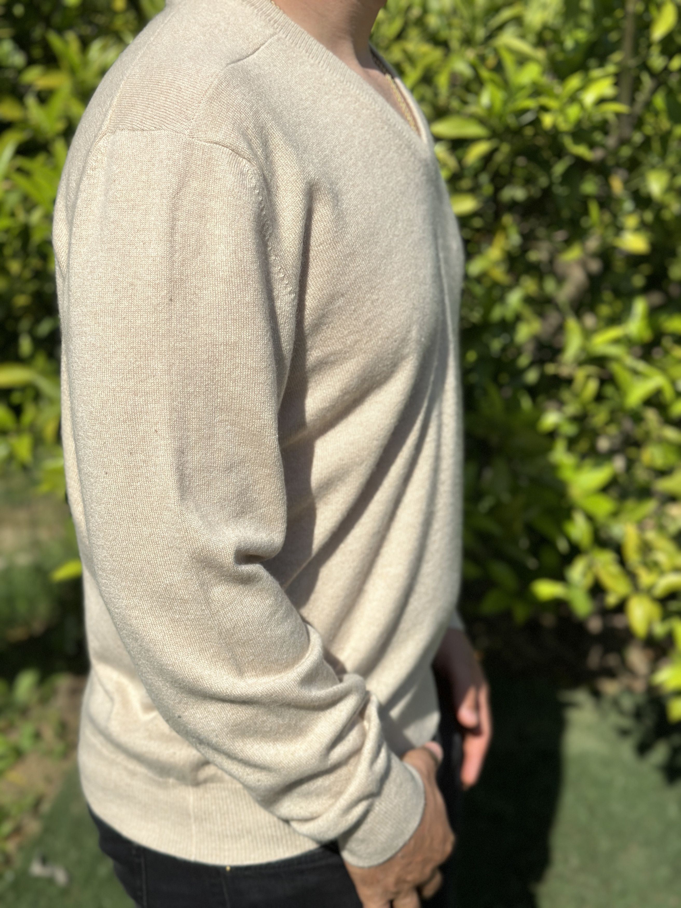 Brunello Cucinelli Pure Cashmere Brunello Cucinelli Light V Neck Size 52 L XL Size US L / EU 52-54 / 3 - 7 Thumbnail