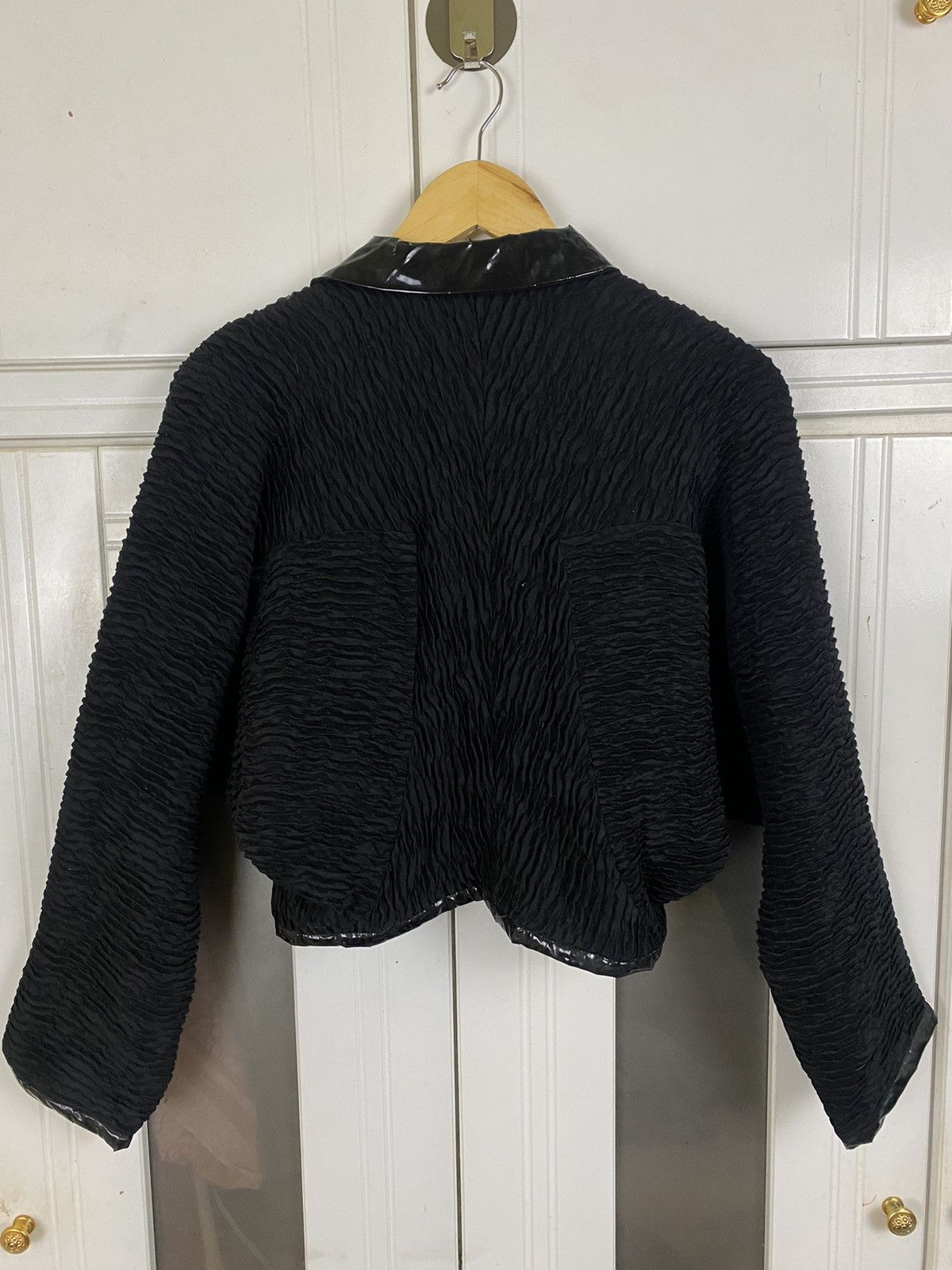 Comme des Garcons AD Winter Comme Des Garcons Pleating Wool/Silk Jacket Size S / US 4 / IT 40 - 2 Thumbnail