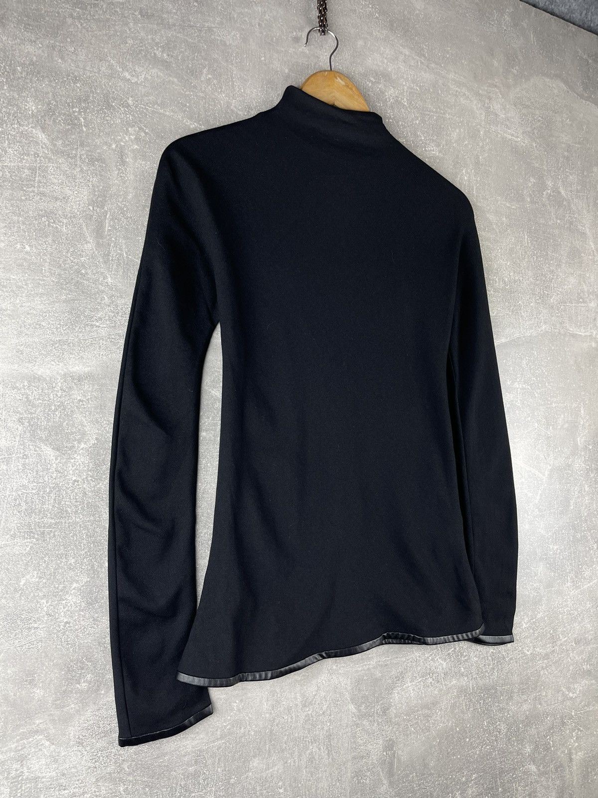 Emporio Armani Emporio Armani Zip Neck Mock Turtleneck Top Black Size 42 Size S / US 4 / IT 40 - 8 Thumbnail