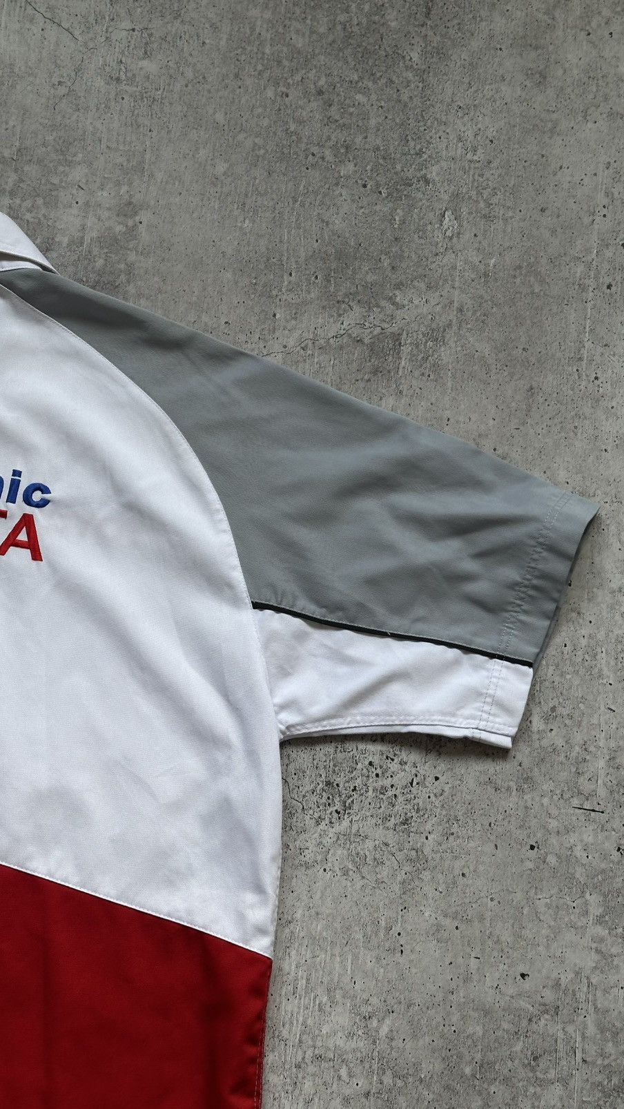 Formula 1 Vintage Toyota Racing Pit Crew Team Shirt F1 Size US XL / EU 56 / 4 - 12 Thumbnail